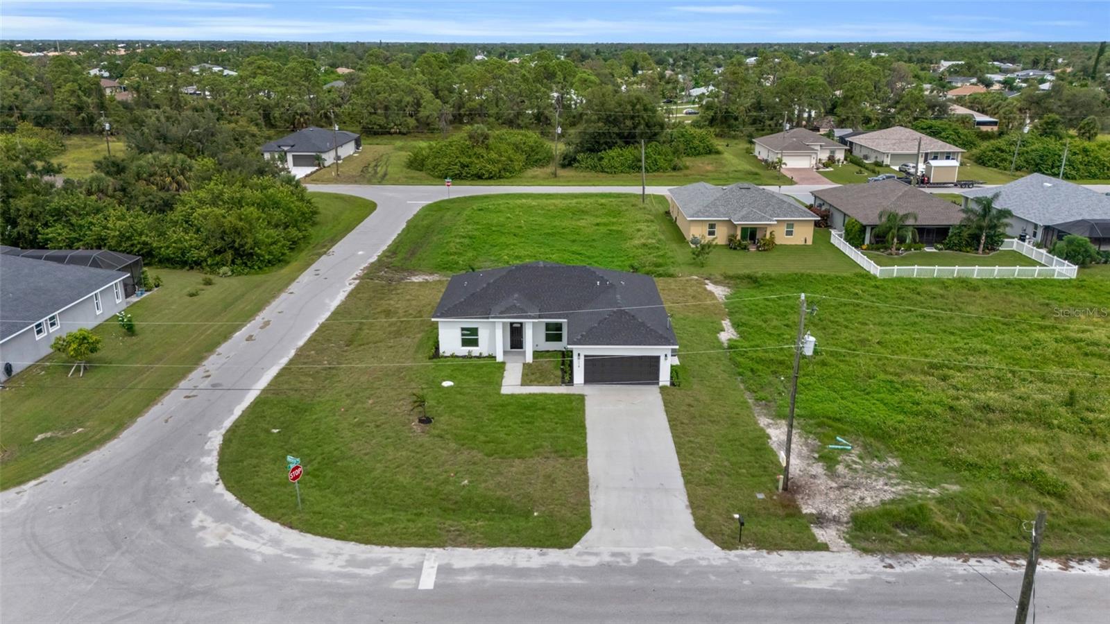 116 VENICE RD, ROTONDA WEST, FL, 33947