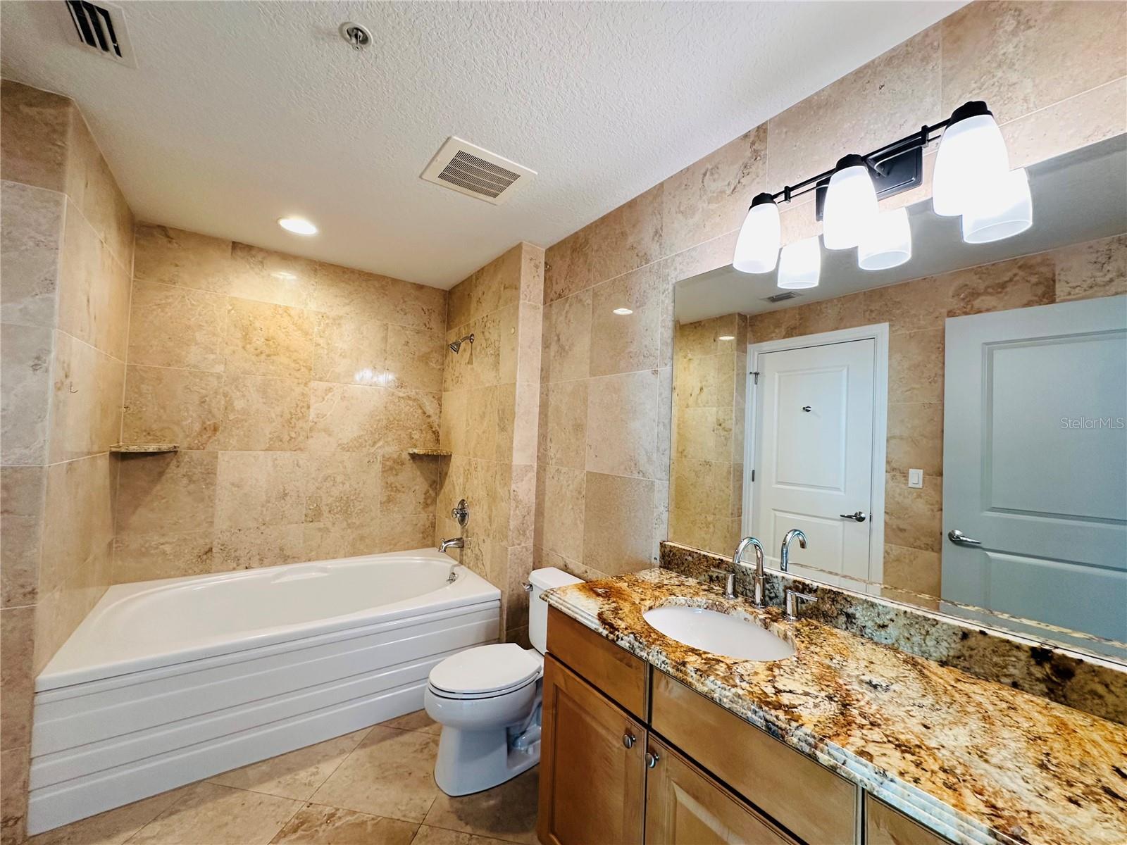 101 S EOLA DR #1209, ORLANDO, FL, 32801