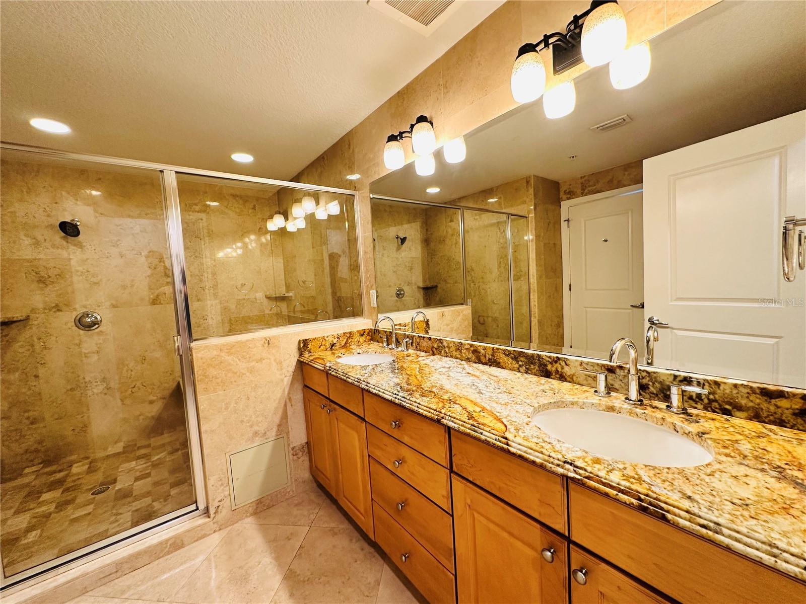 101 S EOLA DR #1209, ORLANDO, FL, 32801