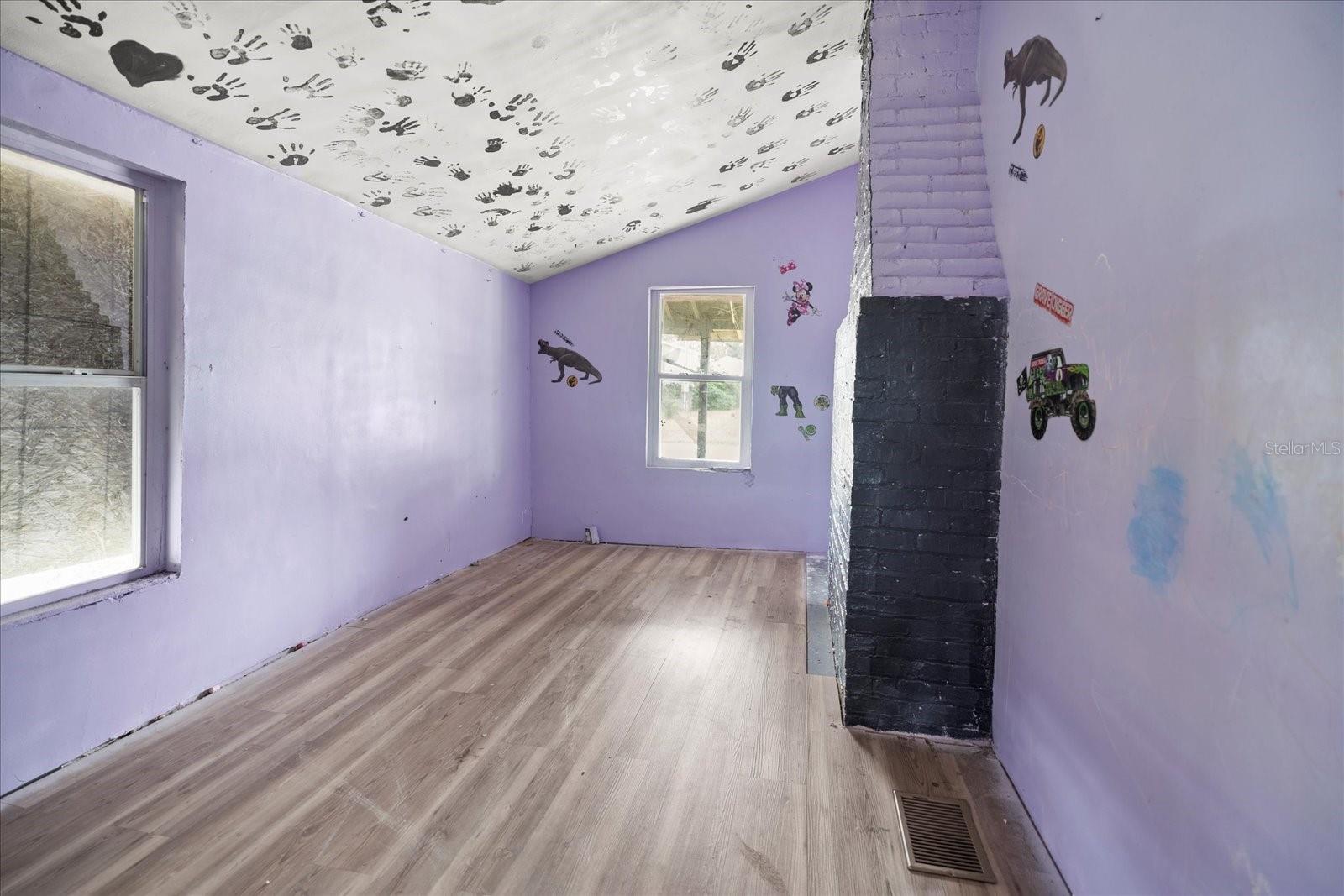 317 E 8TH ST, FROSTPROOF, FL, 33843