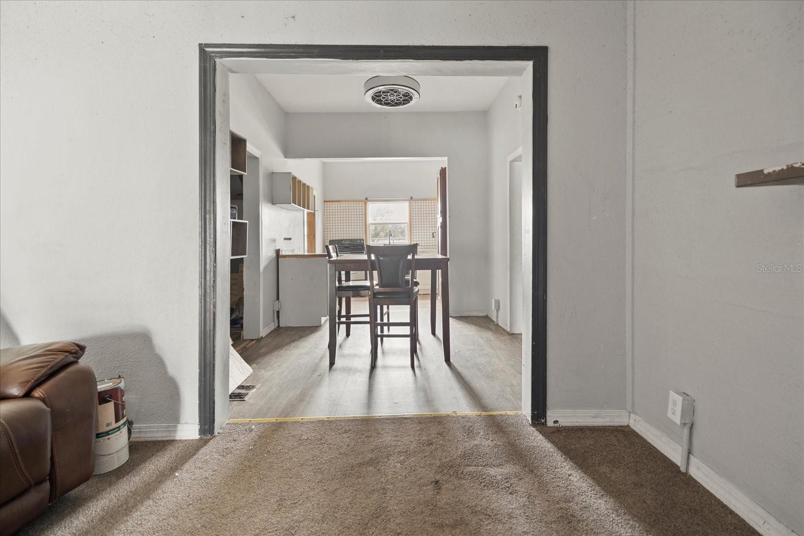 317 E 8TH ST, FROSTPROOF, FL, 33843