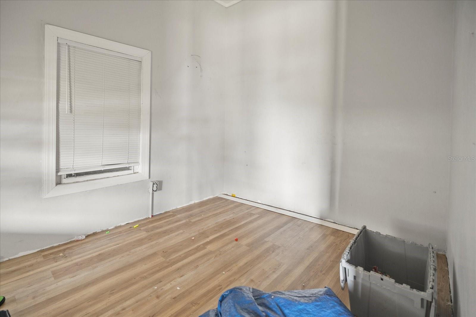 317 E 8TH ST, FROSTPROOF, FL, 33843