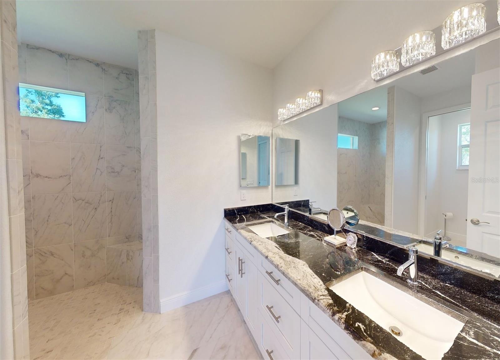18091 PETOSKEY CIR, PORT CHARLOTTE, FL, 33948