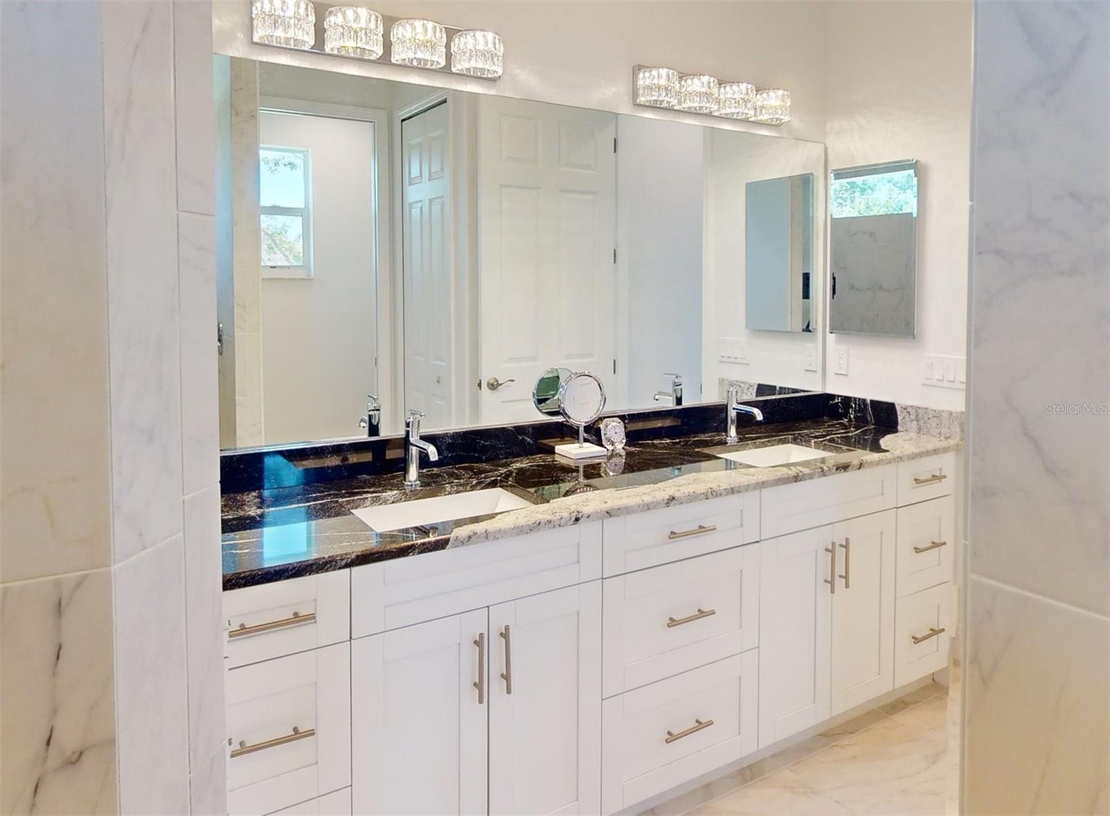 18091 PETOSKEY CIR, PORT CHARLOTTE, FL, 33948