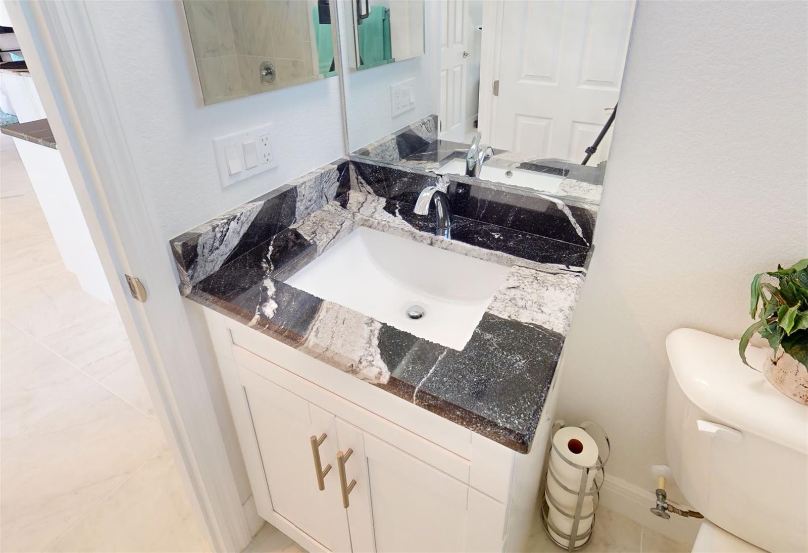 18091 PETOSKEY CIR, PORT CHARLOTTE, FL, 33948