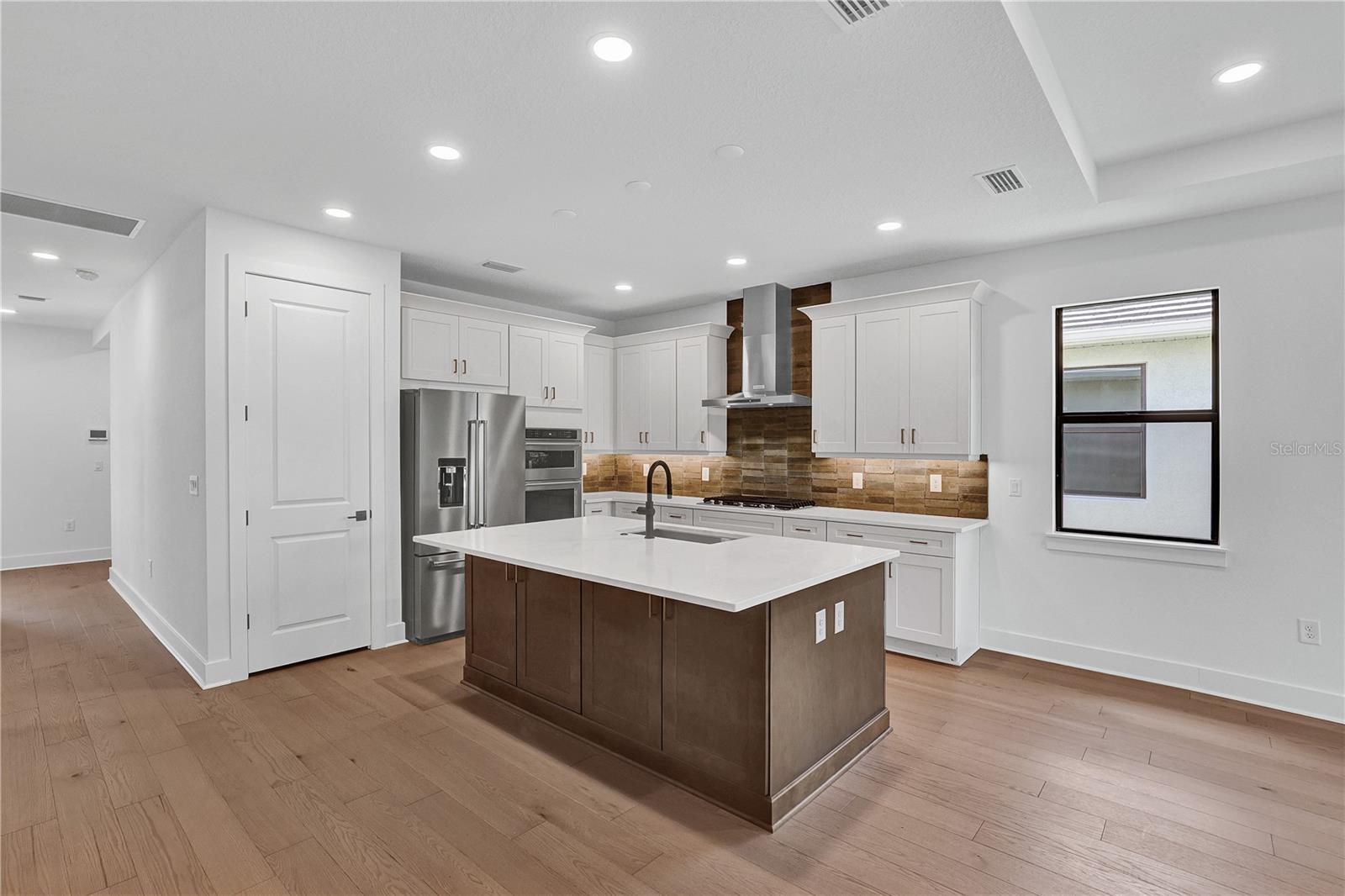 18833 DAYSPRING PL, VENICE, FL, 34293