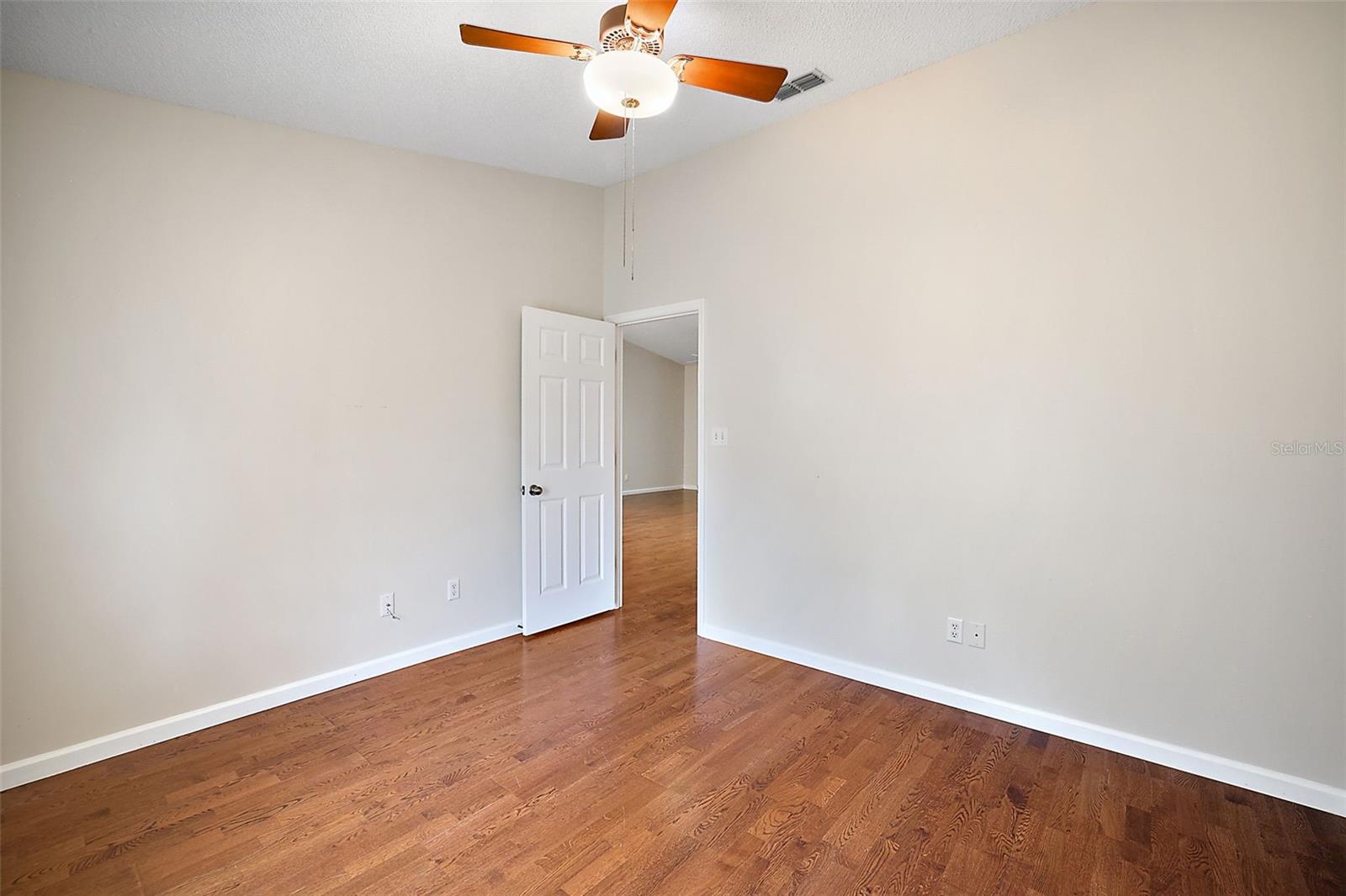 4907 TARA VIEW RD, LEESBURG, FL, 34748