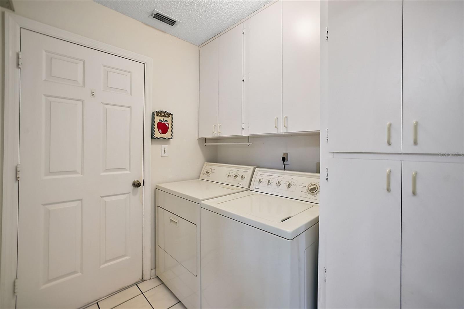 4907 TARA VIEW RD, LEESBURG, FL, 34748