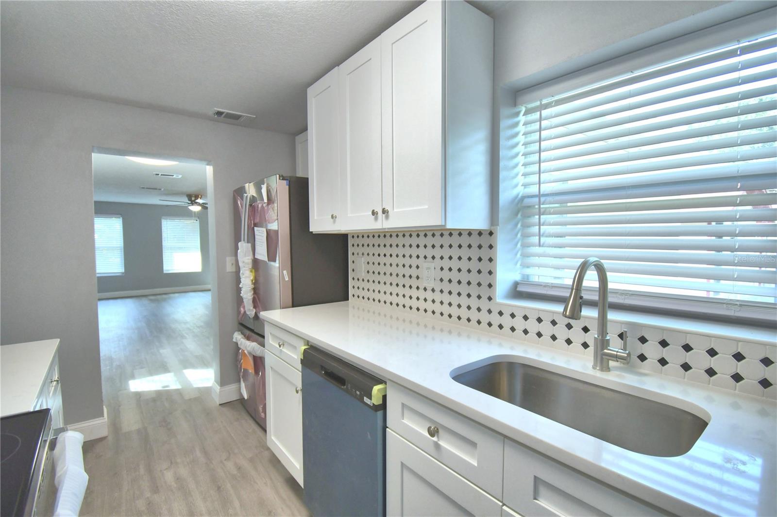 618 BOOKER AVE, LAKE WALES, FL, 33853