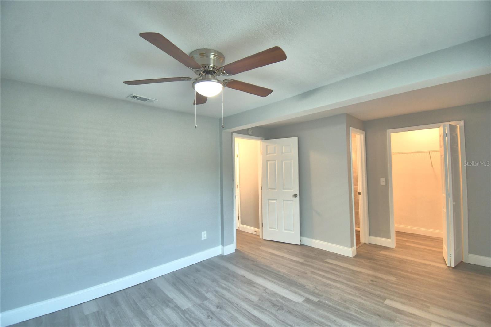 618 BOOKER AVE, LAKE WALES, FL, 33853