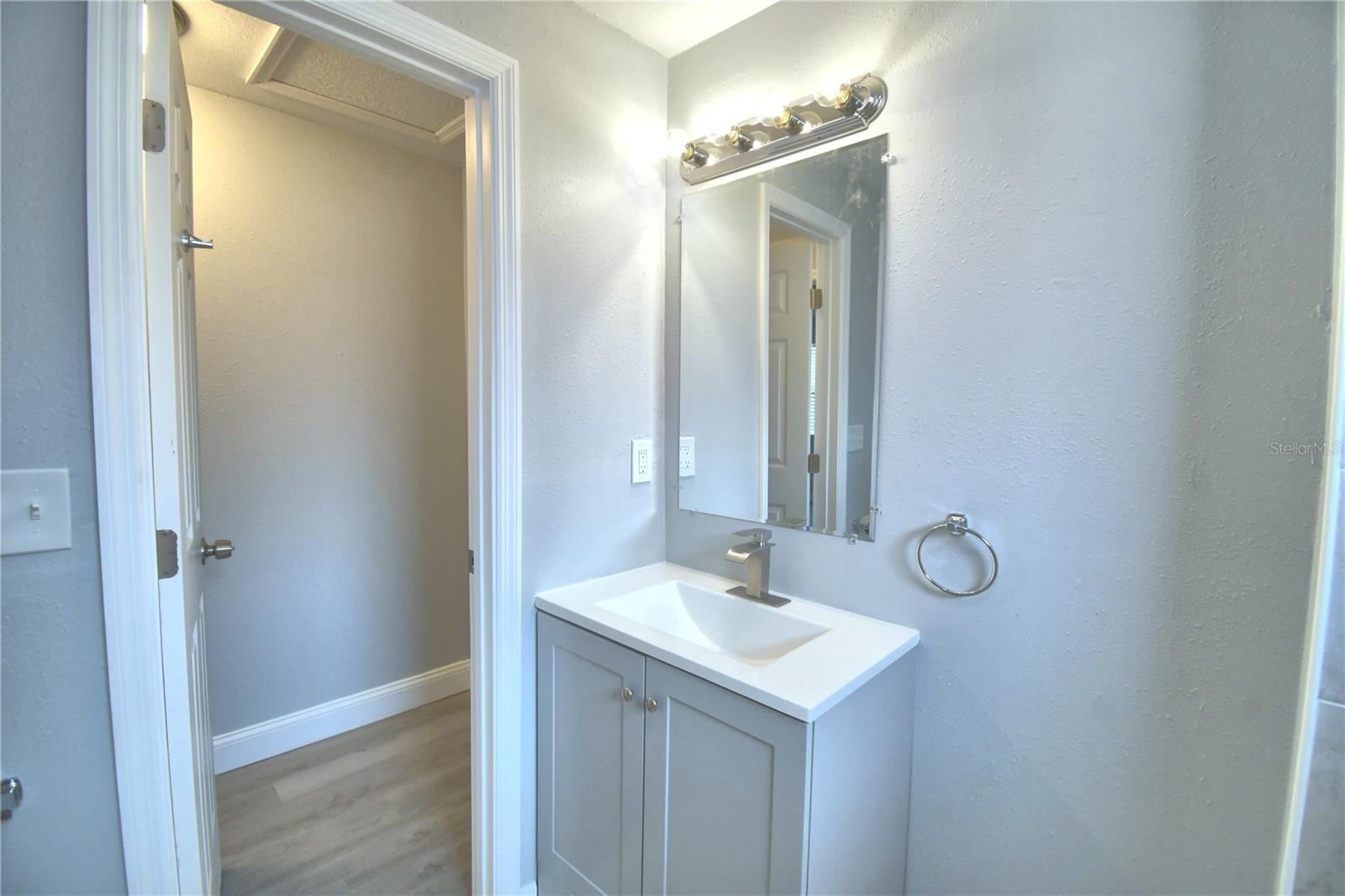 618 BOOKER AVE, LAKE WALES, FL, 33853