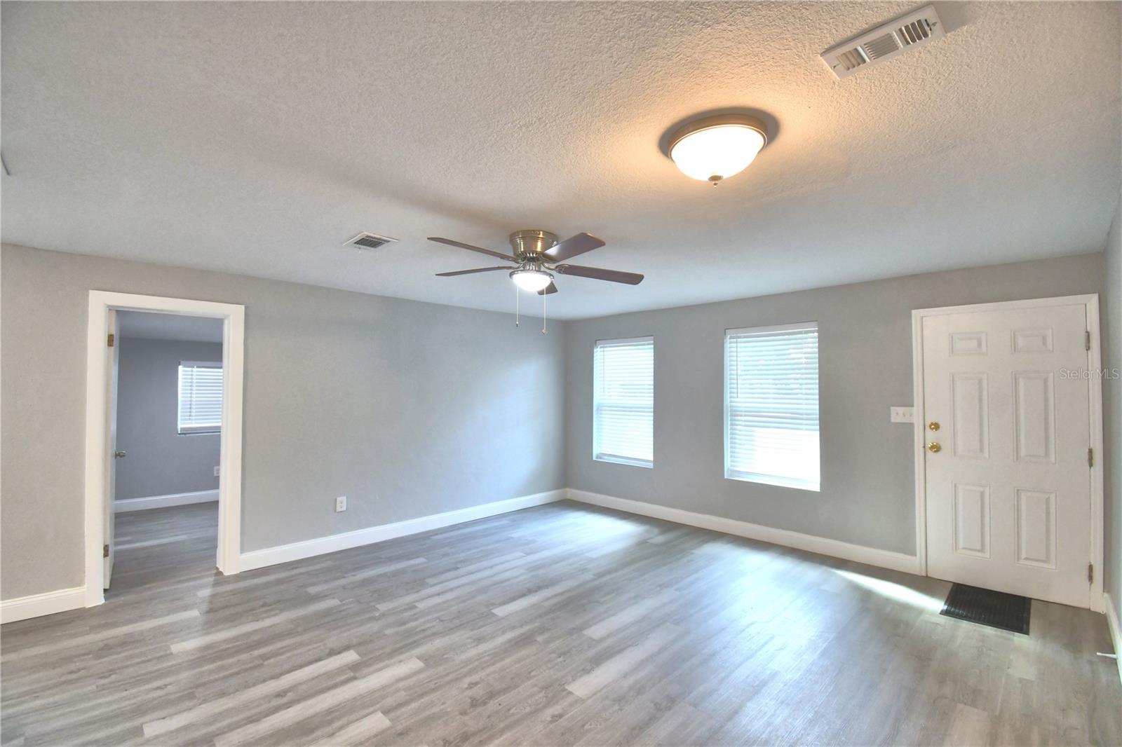 618 BOOKER AVE, LAKE WALES, FL, 33853