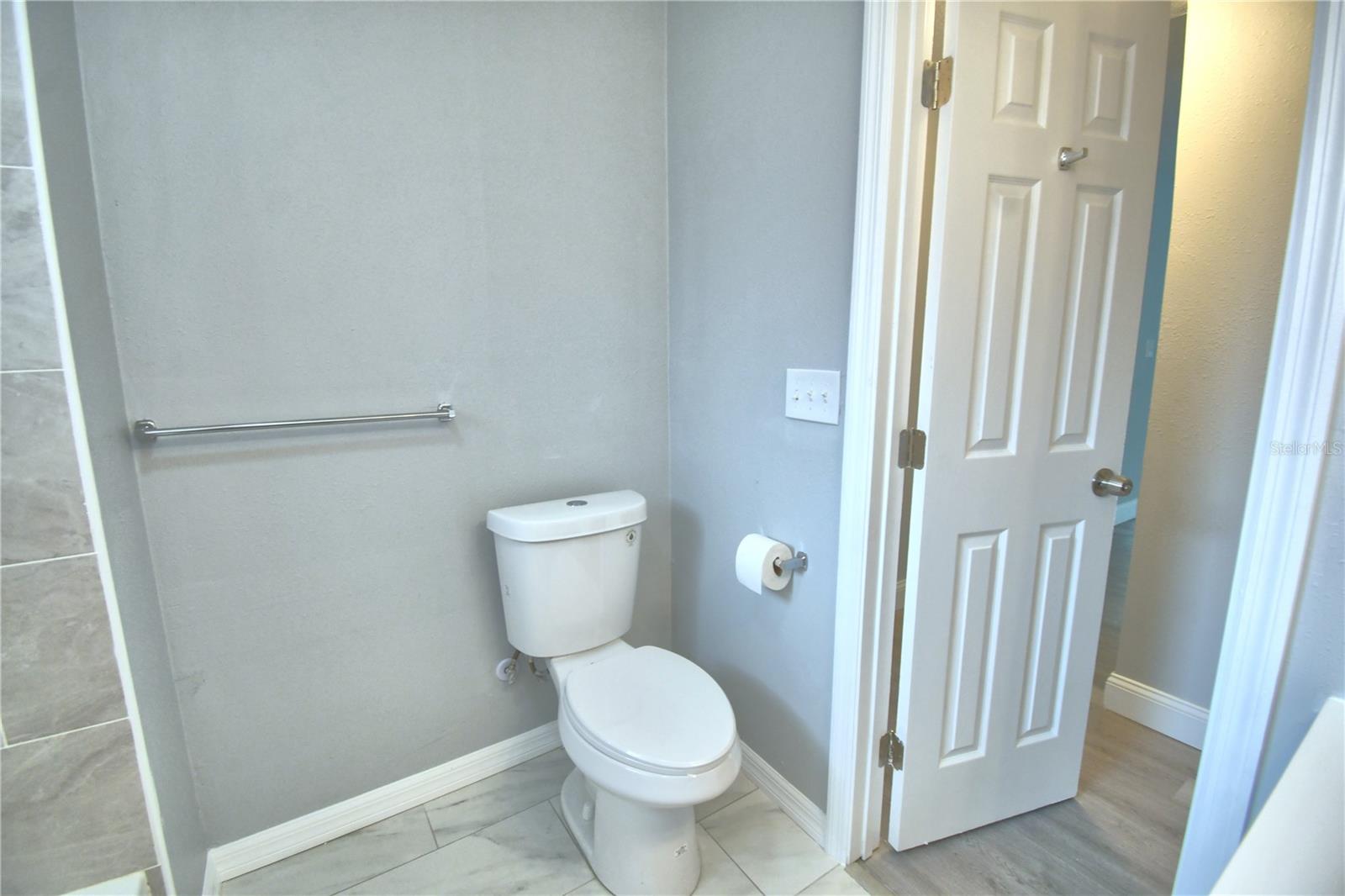 618 BOOKER AVE, LAKE WALES, FL, 33853