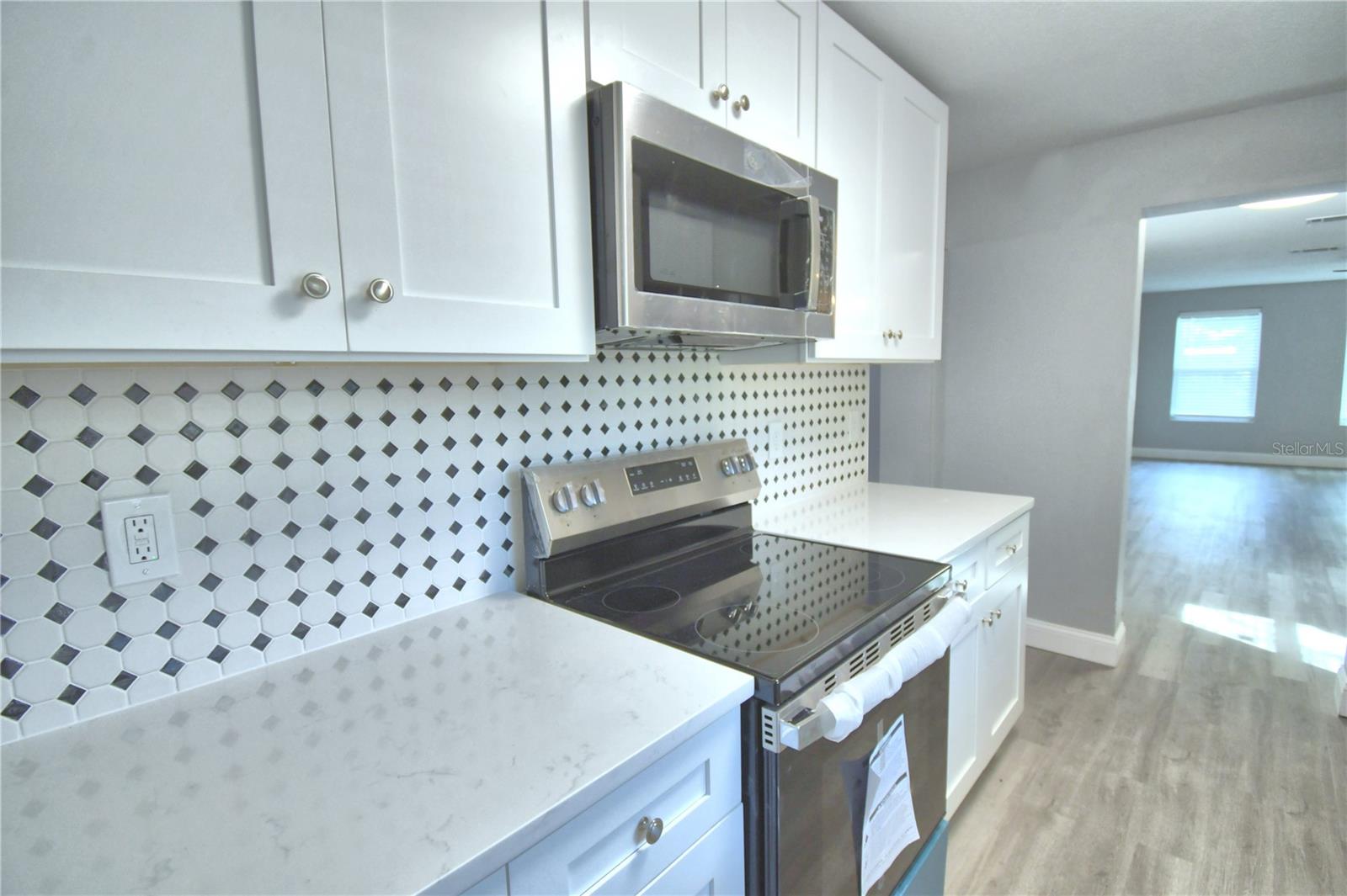 618 BOOKER AVE, LAKE WALES, FL, 33853
