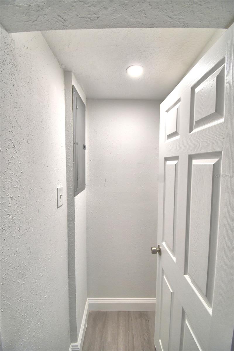 618 BOOKER AVE, LAKE WALES, FL, 33853
