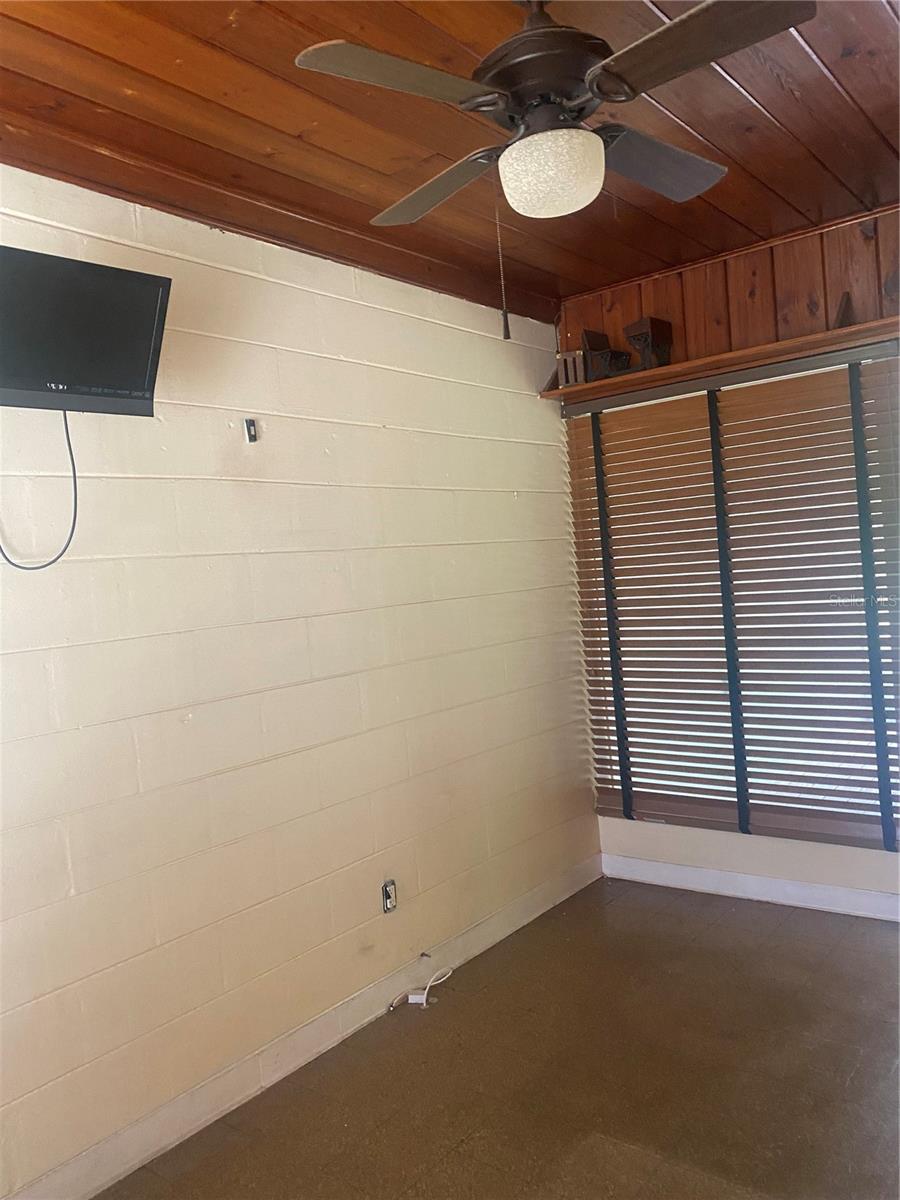 960 DREXEL AVE NE, WINTER HAVEN, FL, 33881