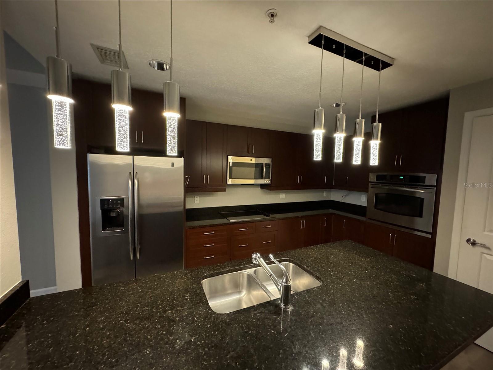 100 S EOLA DR #608, ORLANDO, FL, 32801