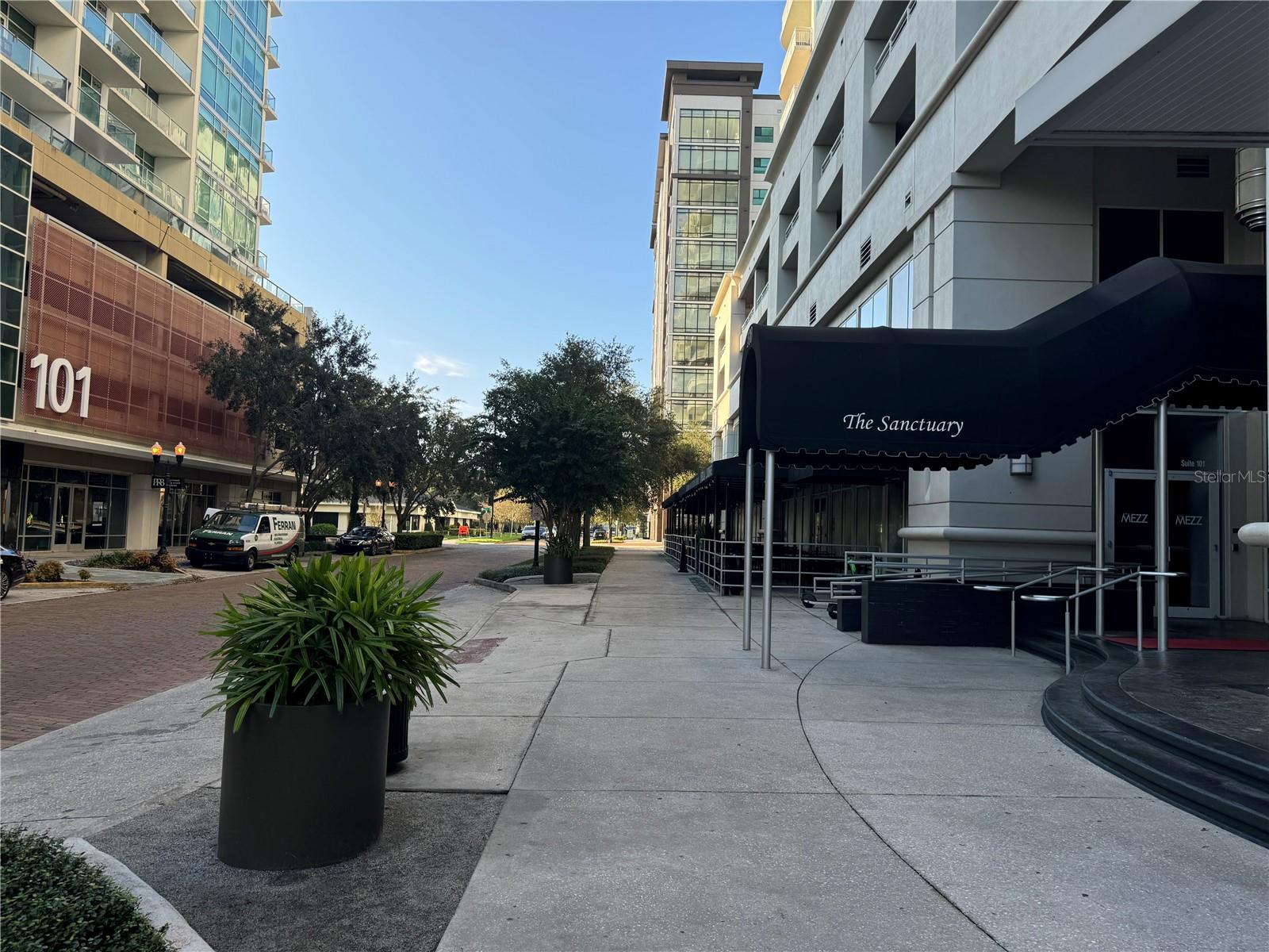 100 S EOLA DR #608, ORLANDO, FL, 32801