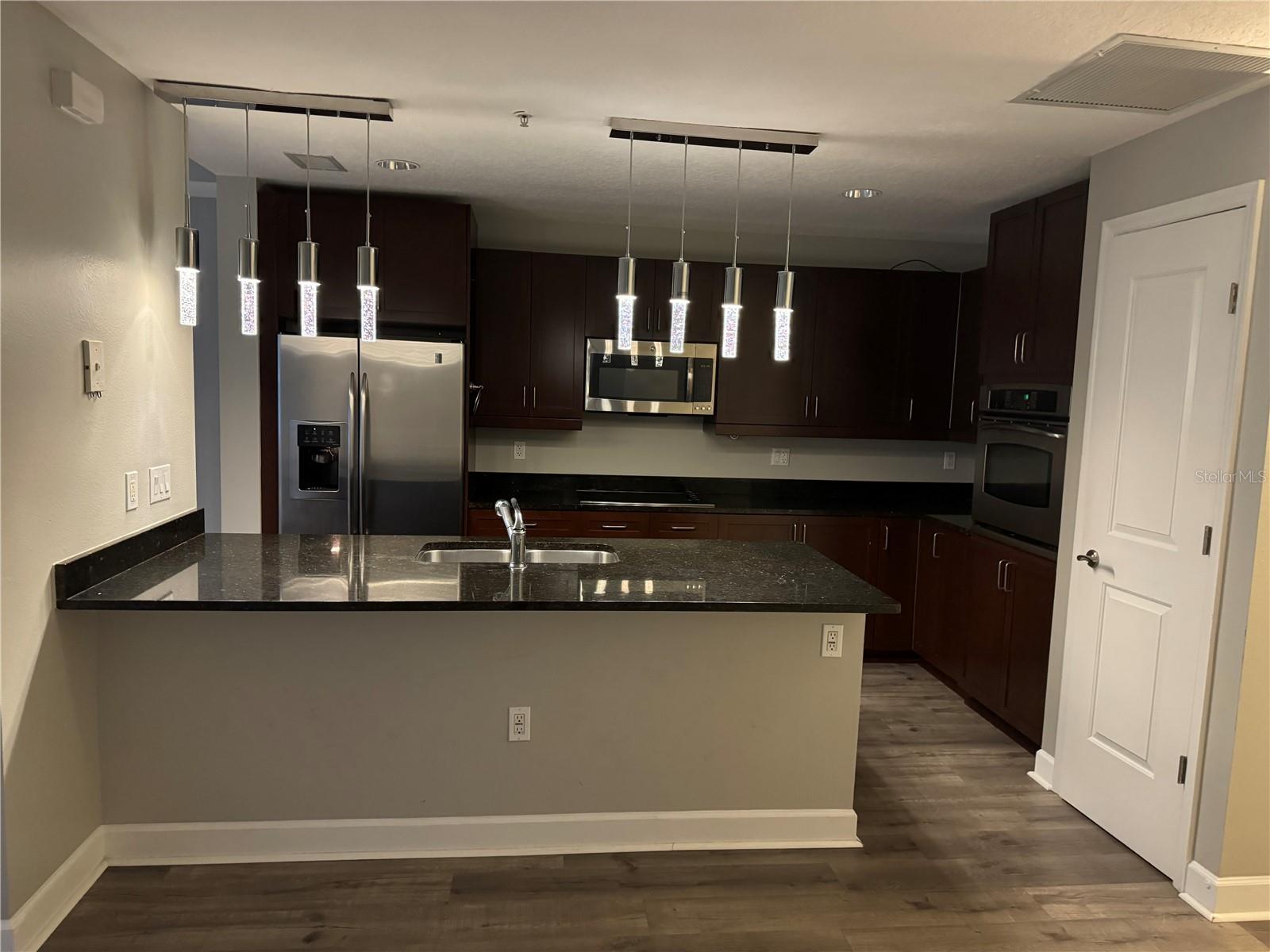 100 S EOLA DR #608, ORLANDO, FL, 32801