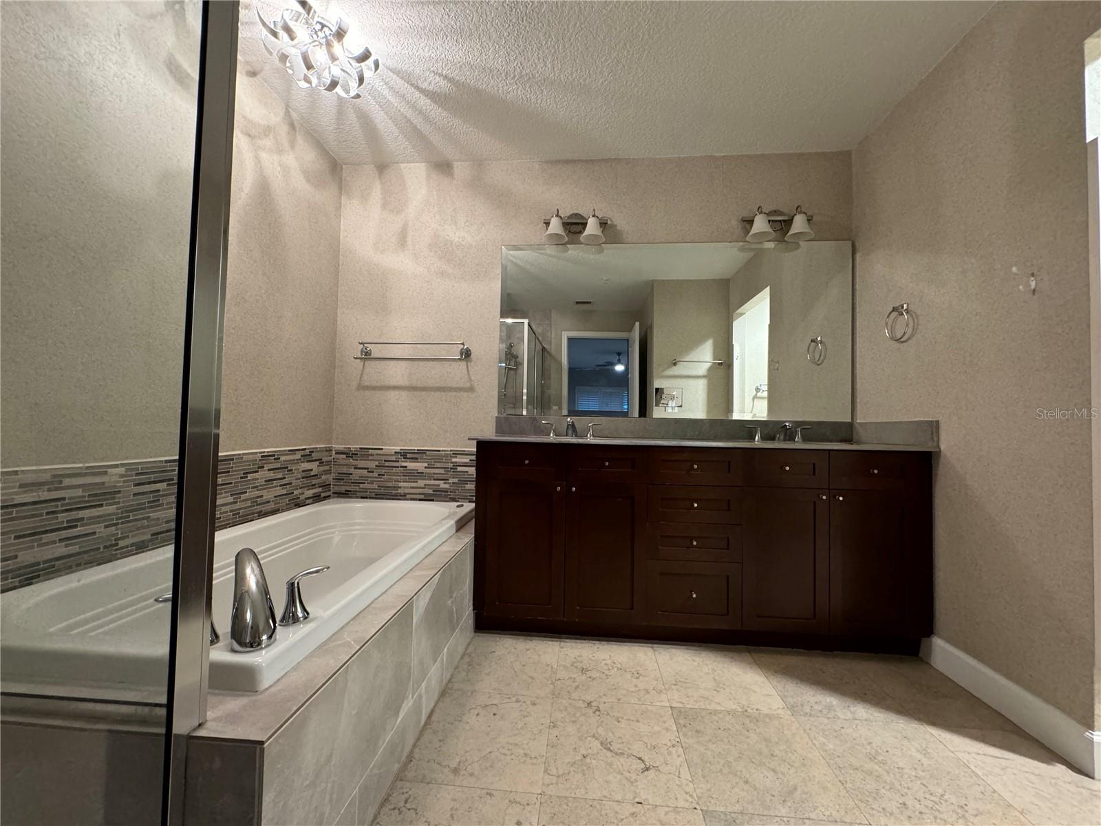 100 S EOLA DR #608, ORLANDO, FL, 32801