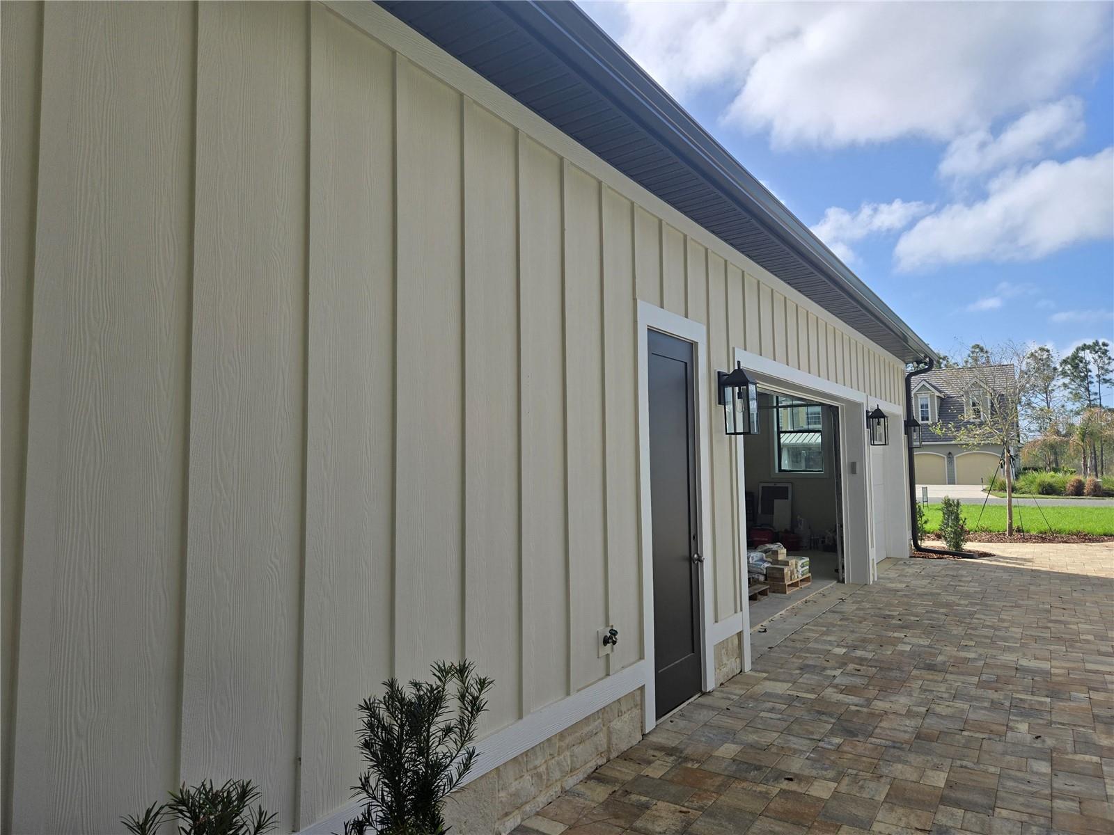 405 LONG AND WINDING RD, HOWEY IN THE HILLS, FL, 34737