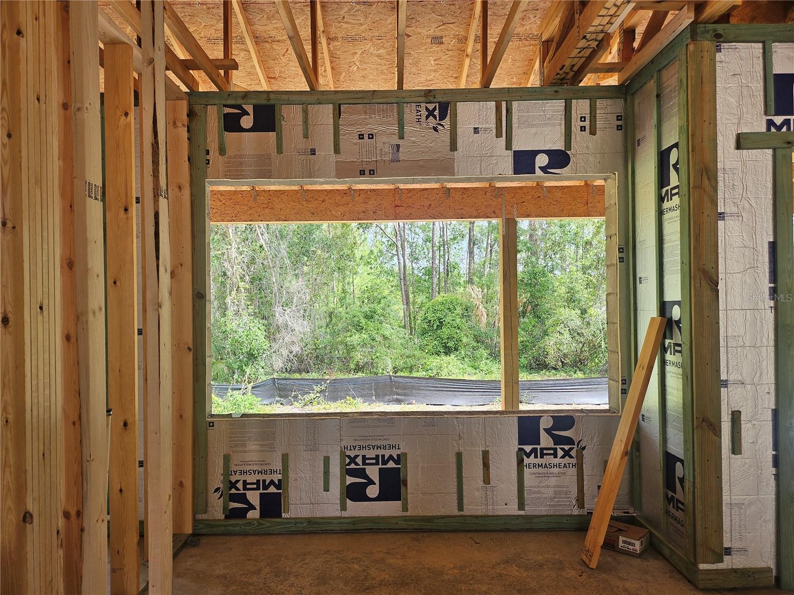 405 LONG AND WINDING RD, HOWEY IN THE HILLS, FL, 34737