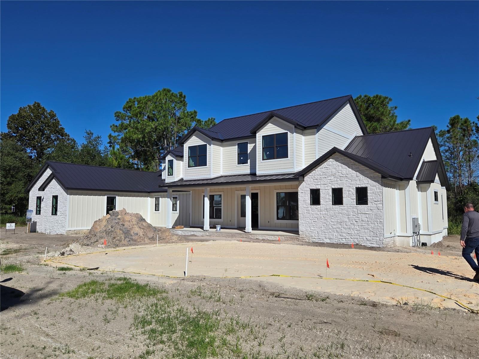 405 LONG AND WINDING RD, HOWEY IN THE HILLS, FL, 34737