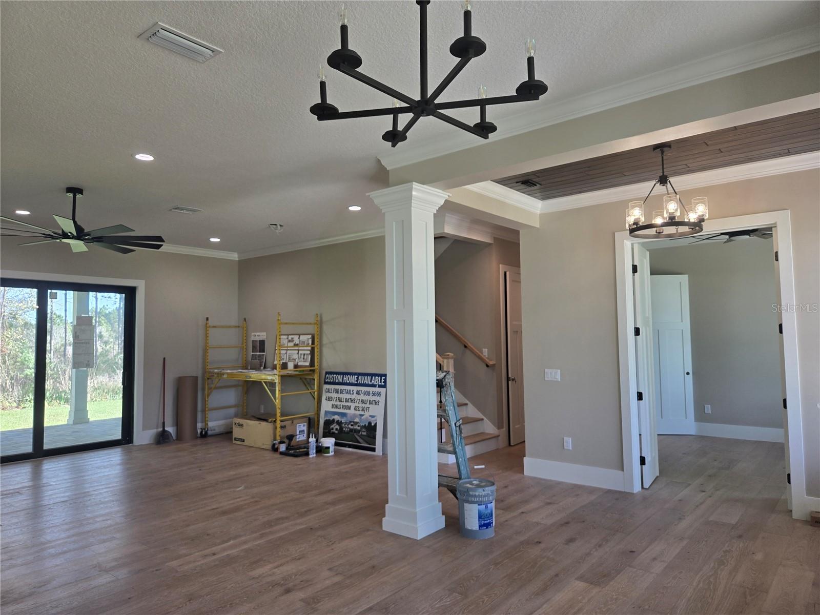 405 LONG AND WINDING RD, HOWEY IN THE HILLS, FL, 34737