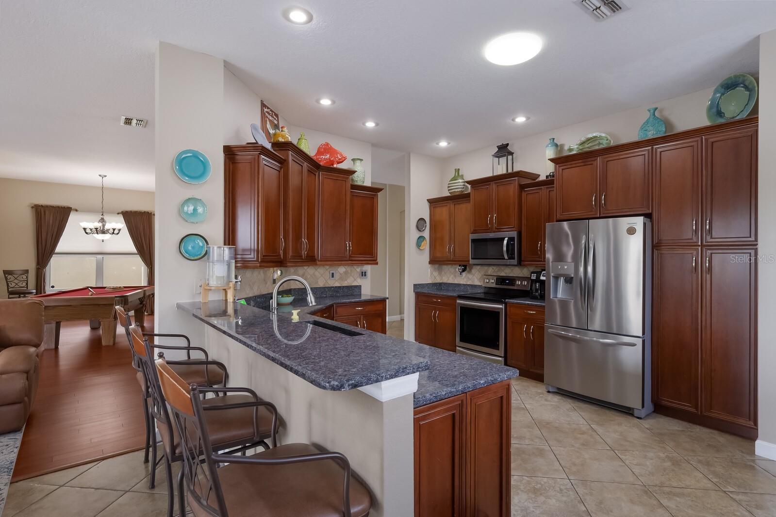 217 39TH ST NE, BRADENTON, FL, 34208