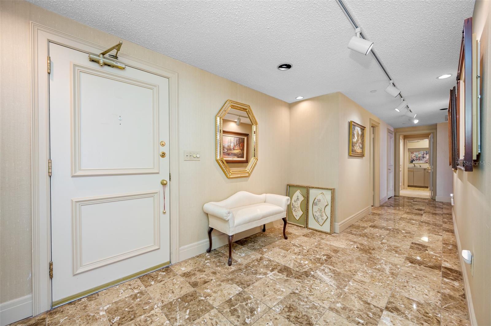 1 BEACH DR SE #2503/04, ST PETERSBURG, FL, 33701