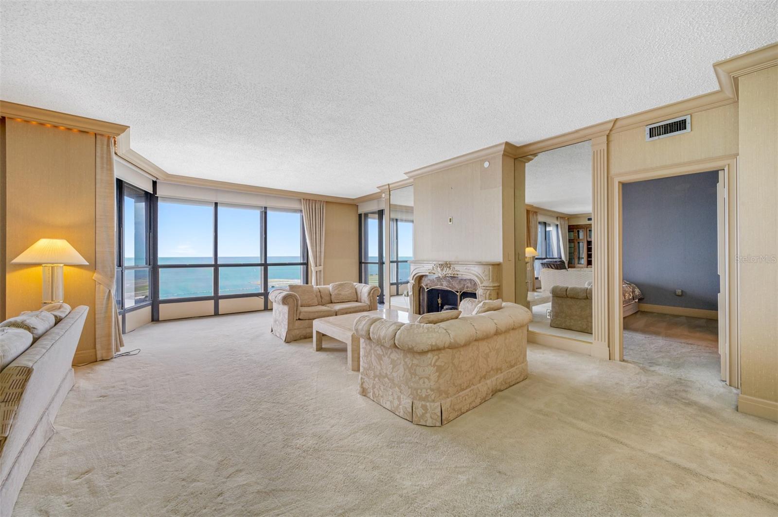 1 BEACH DR SE #2503/04, ST PETERSBURG, FL, 33701