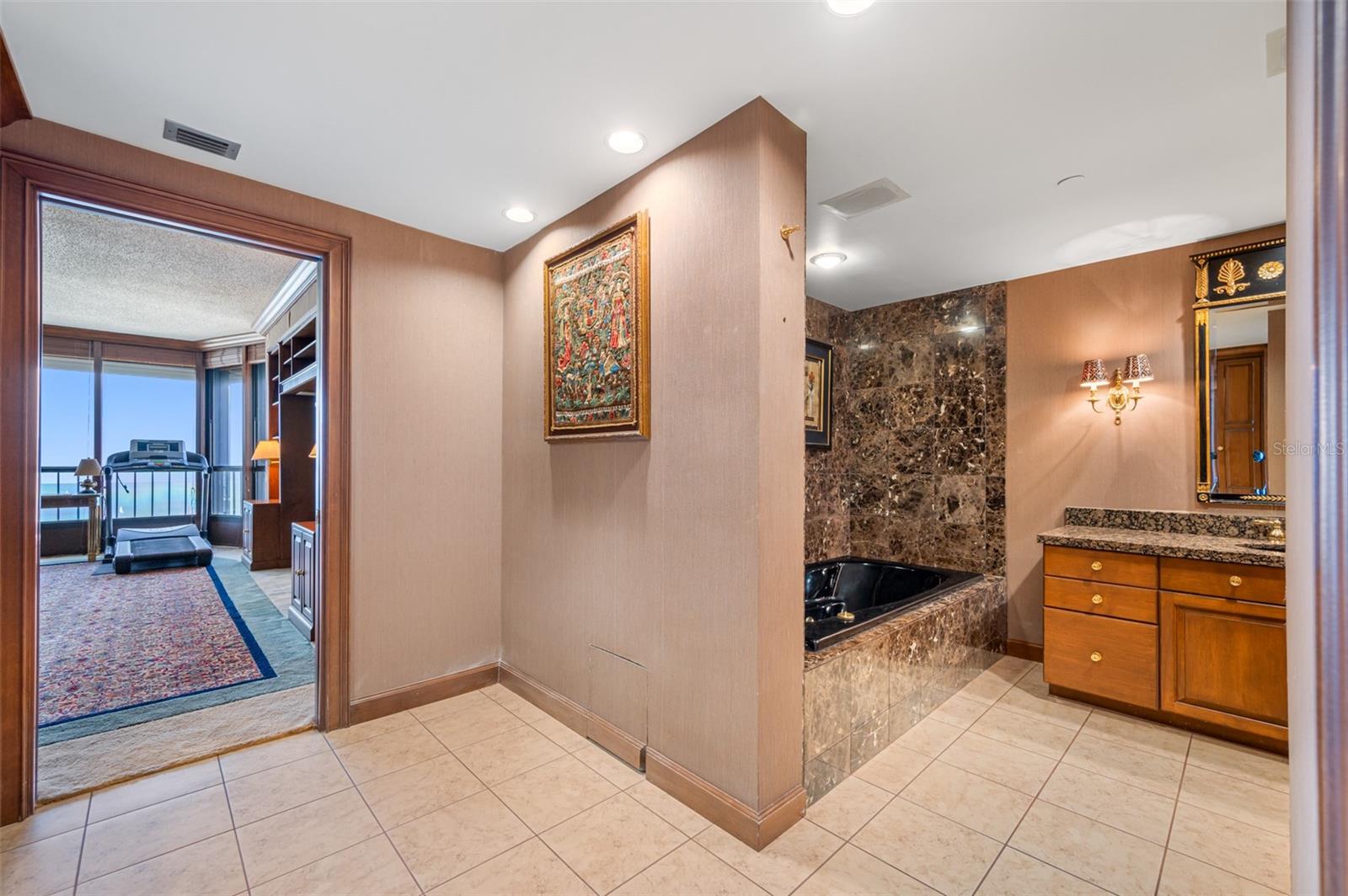 1 BEACH DR SE #2503/04, ST PETERSBURG, FL, 33701
