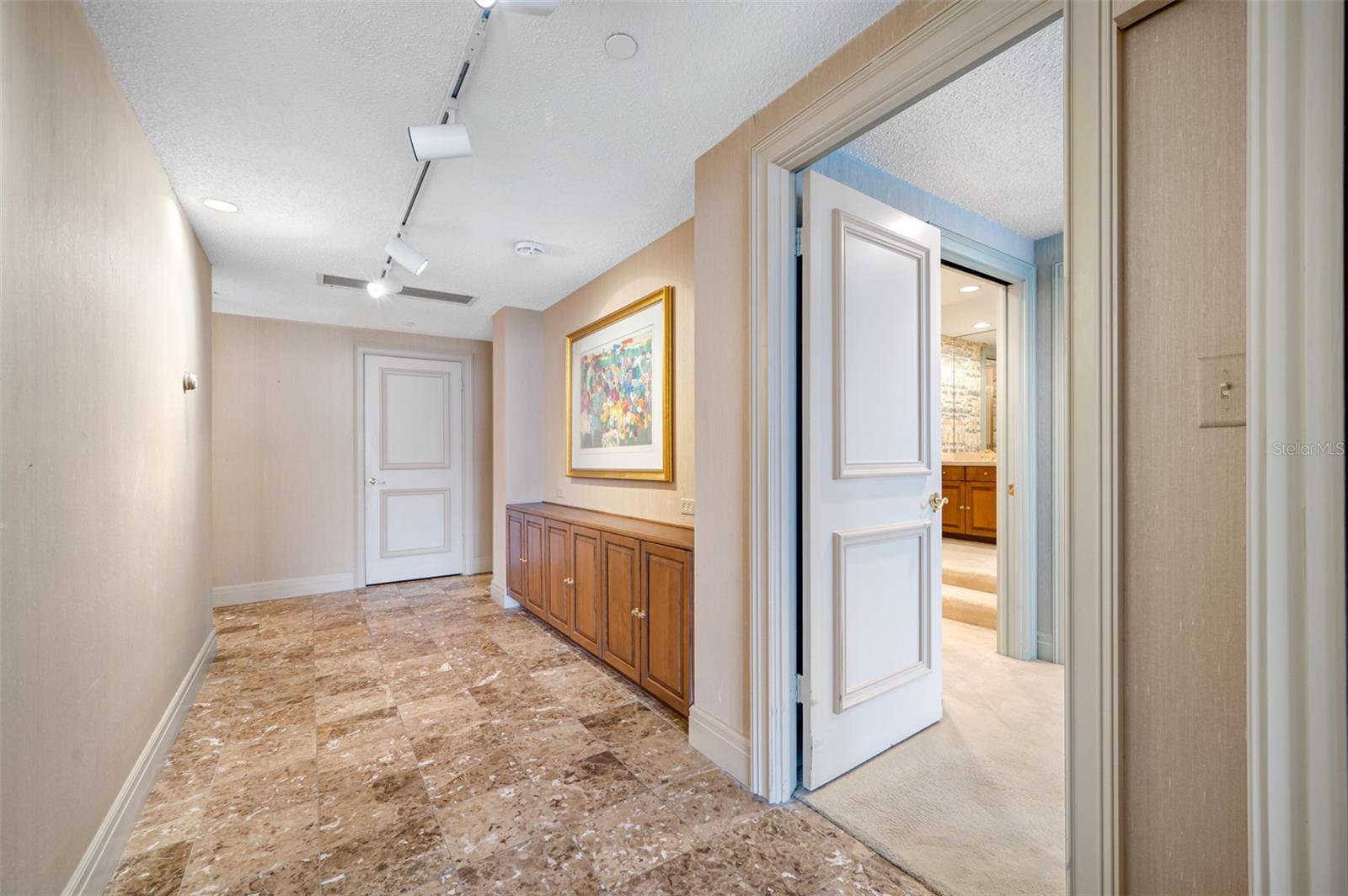 1 BEACH DR SE #2503/04, ST PETERSBURG, FL, 33701