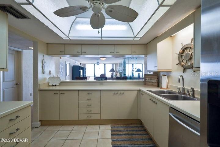 3855 S ATLANTIC AVE #1405, DAYTONA BEACH SHORES, FL, 32118
