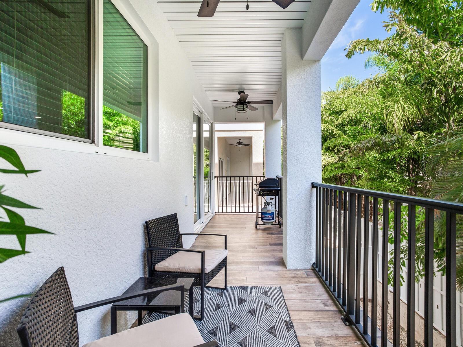 156 175TH AVE E, REDINGTON SHORES, FL, 33708
