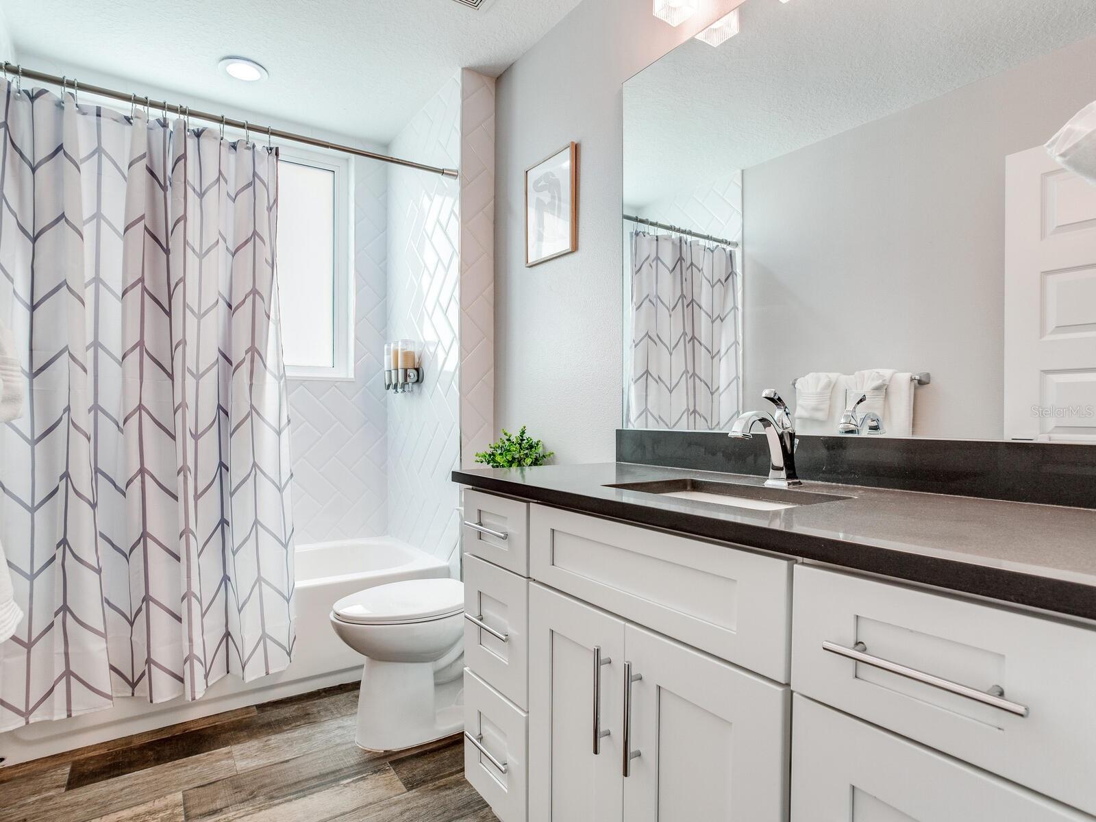 156 175TH AVE E, REDINGTON SHORES, FL, 33708