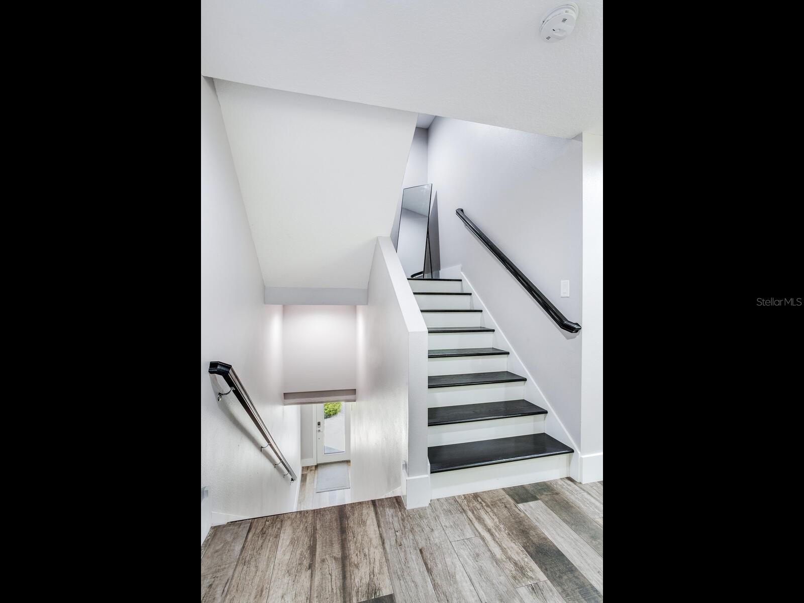 156 175TH AVE E, REDINGTON SHORES, FL, 33708