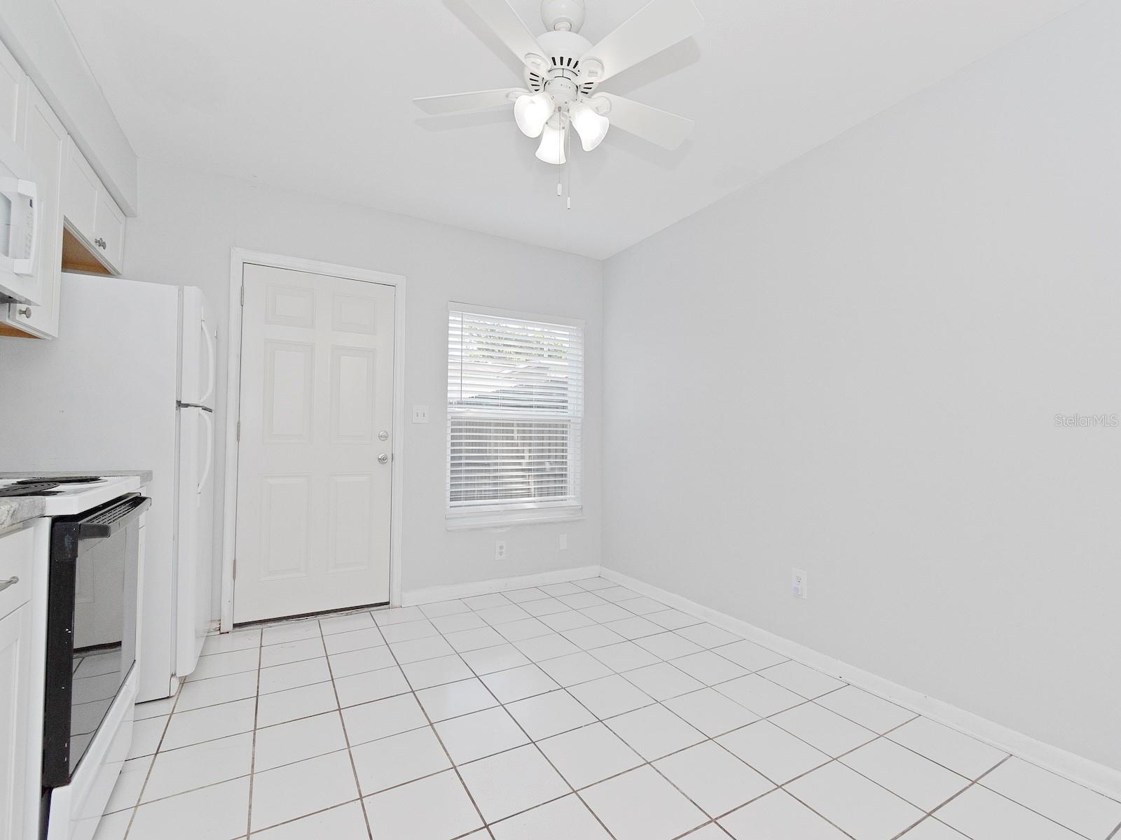 4304 LA MORA CT, TAMPA, FL, 33611