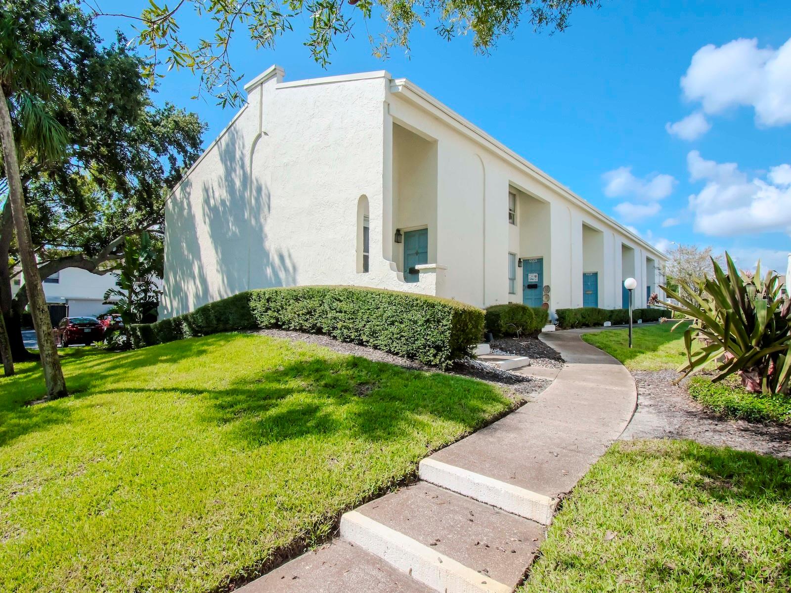 4304 LA MORA CT, TAMPA, FL, 33611