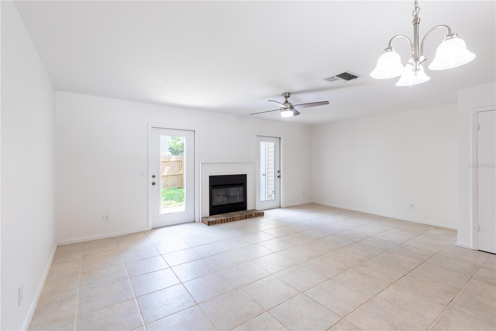 16175 RAMBLING VINE DR E, TAMPA, FL, 33624