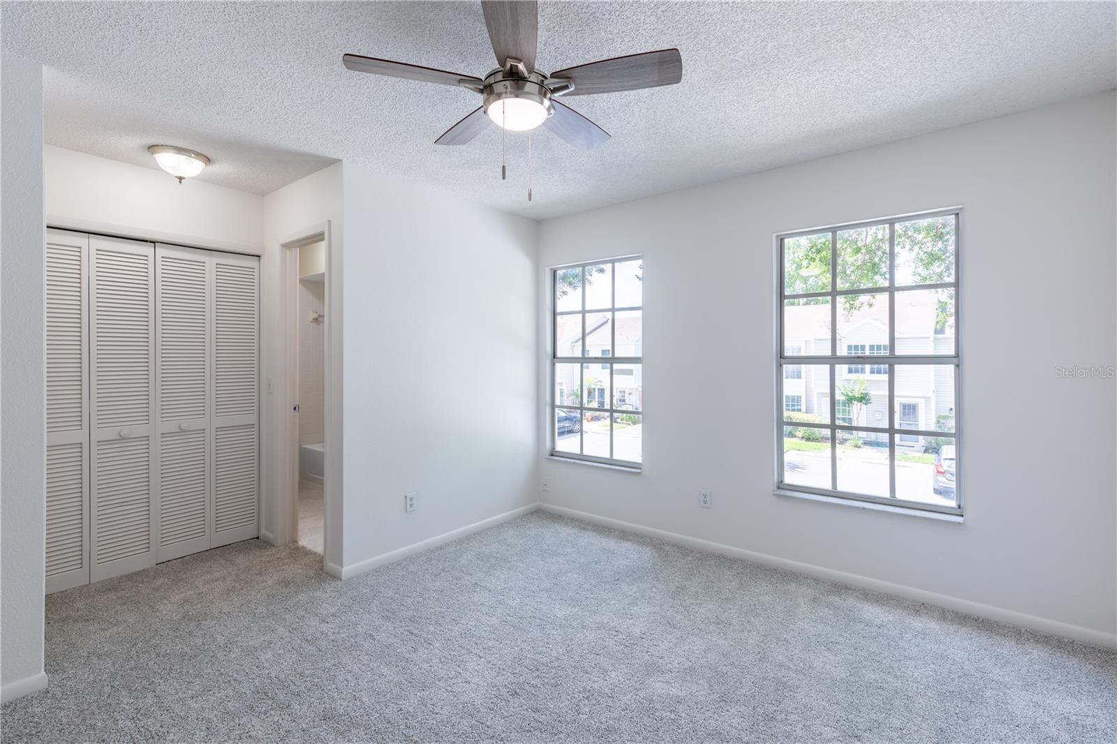 16175 RAMBLING VINE DR E, TAMPA, FL, 33624