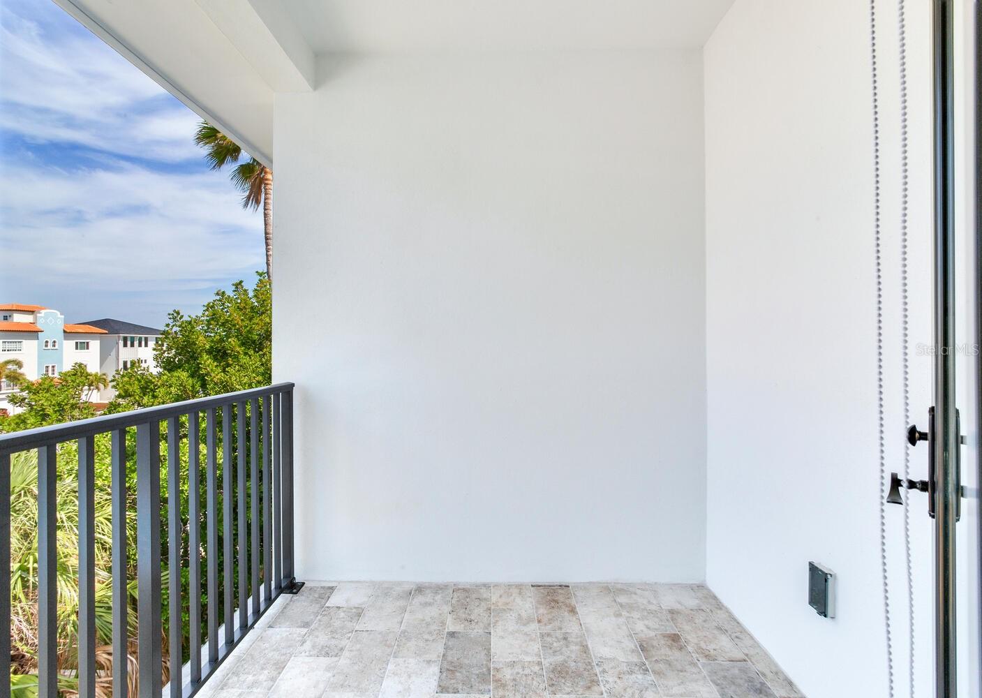 160 174TH TERRACE DR E #A, REDINGTON SHORES, FL, 33708