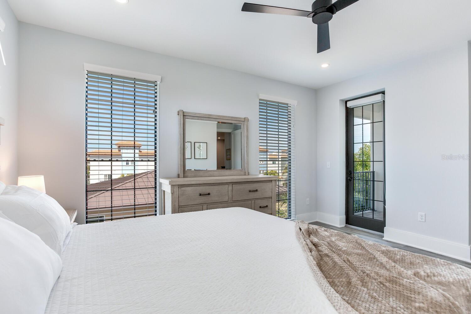 160 174TH TERRACE DR E #A, REDINGTON SHORES, FL, 33708