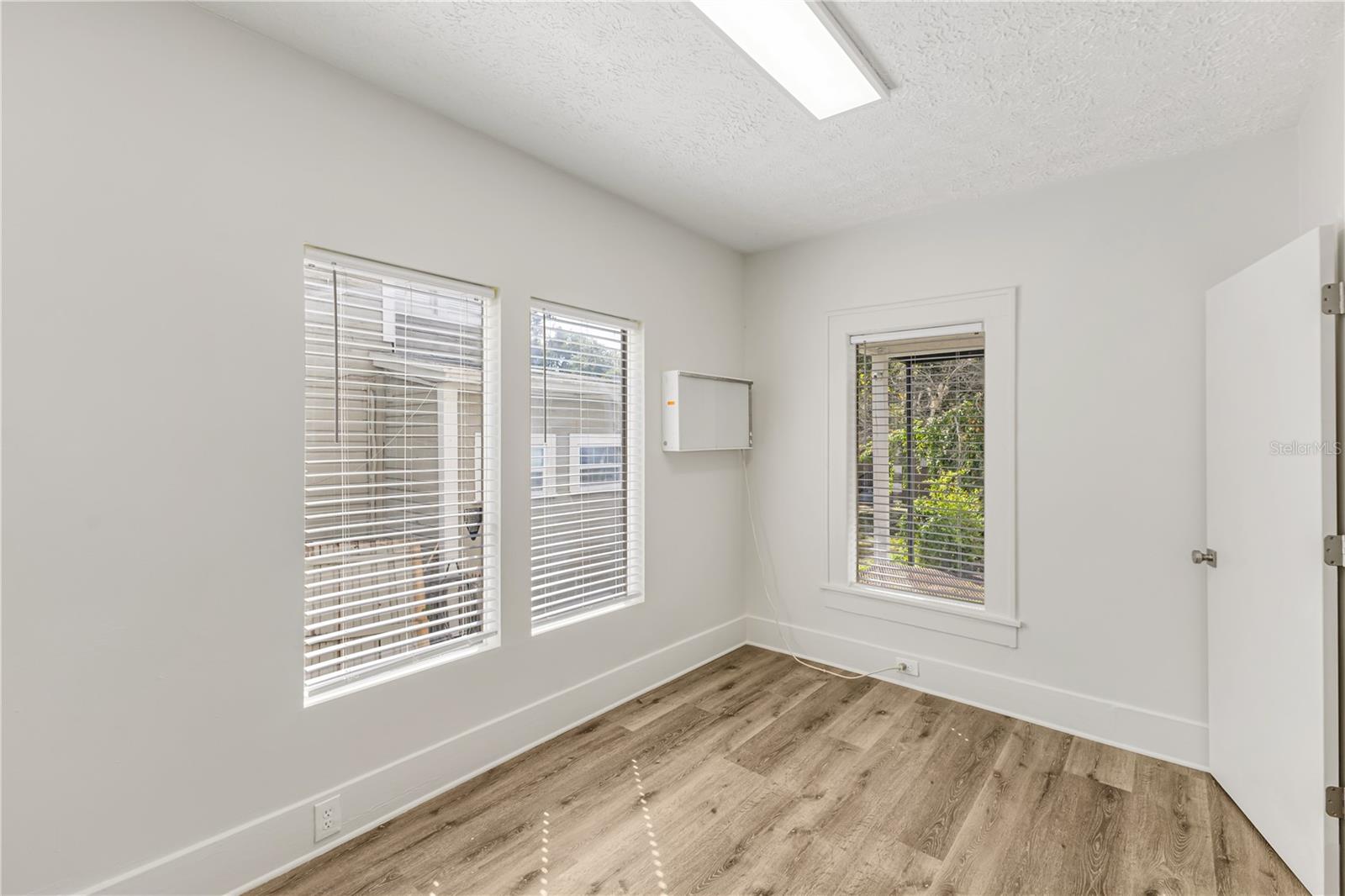138 E GORE ST, ORLANDO, FL, 32806
