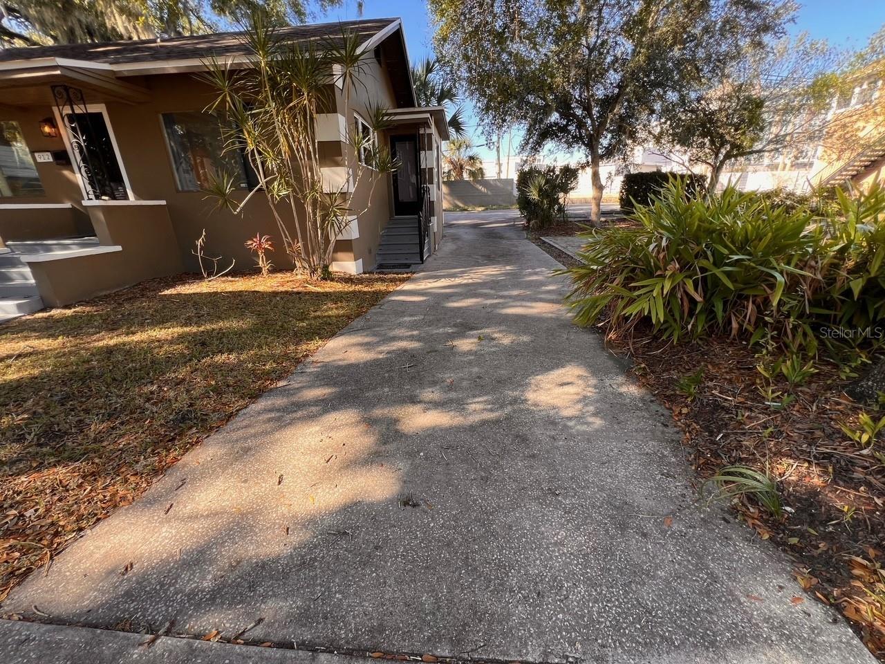 138 E GORE ST, ORLANDO, FL, 32806