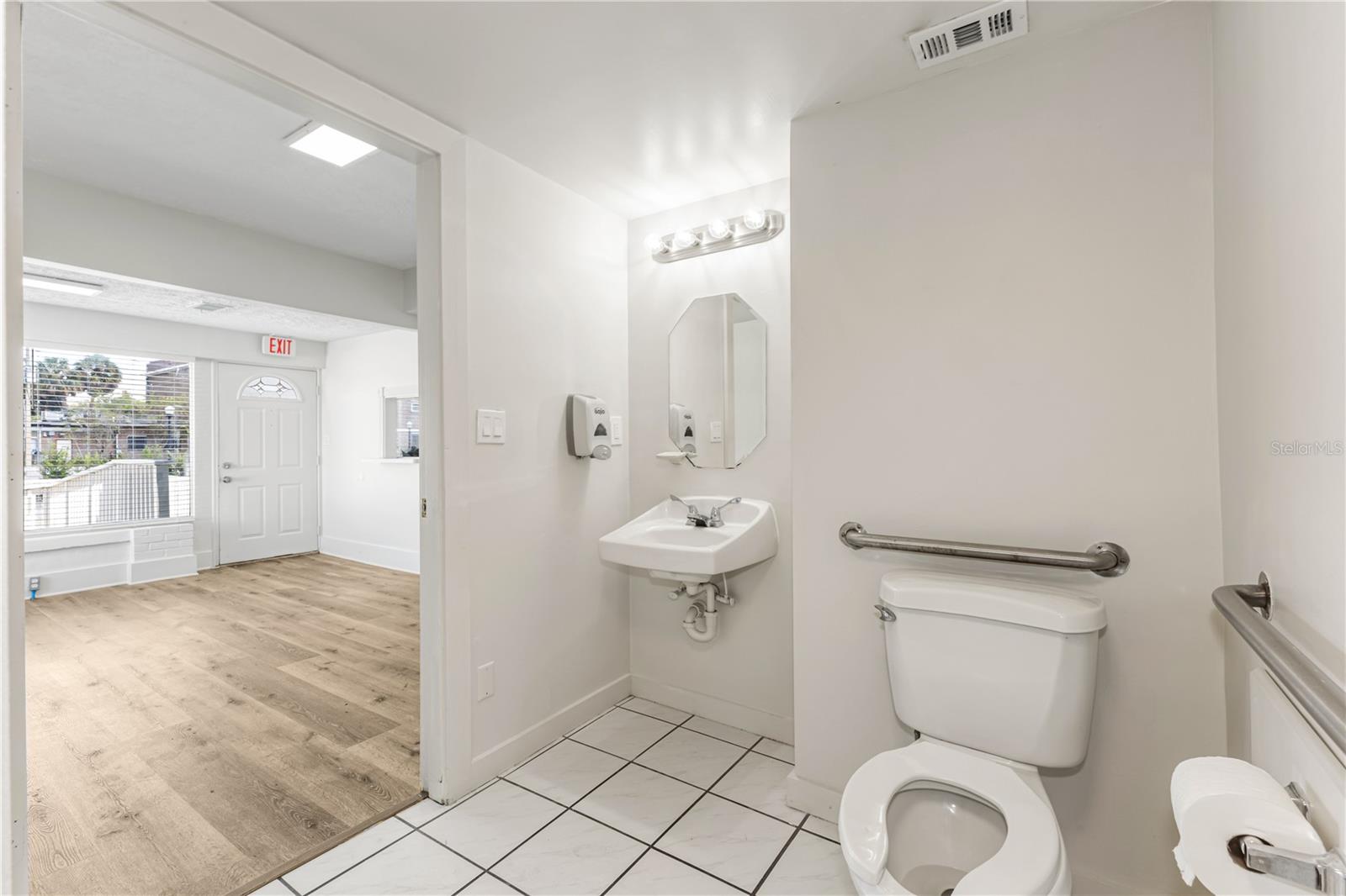 138 E GORE ST, ORLANDO, FL, 32806