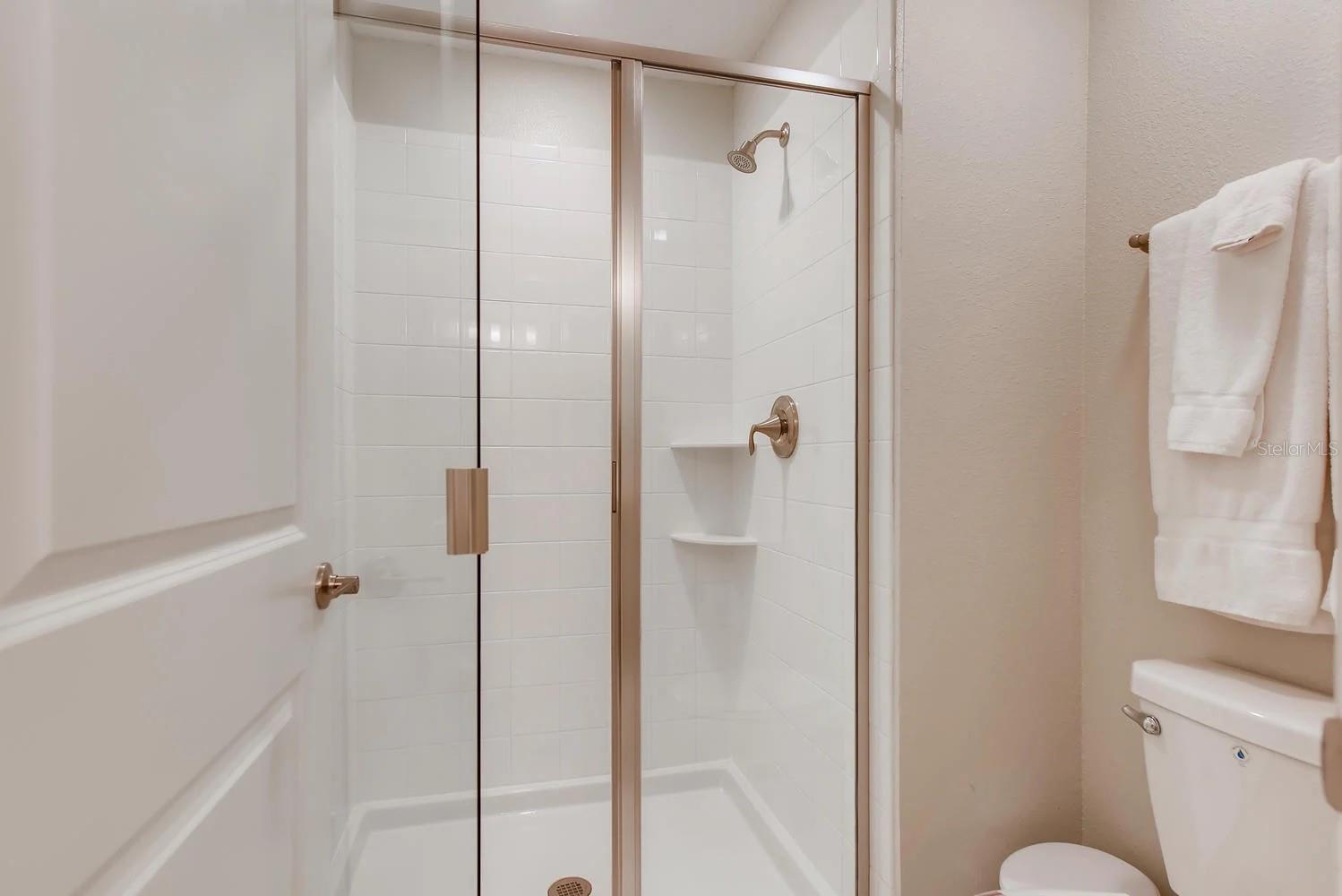 408 OCEAN COURSE AVE, DAVENPORT, FL, 33896