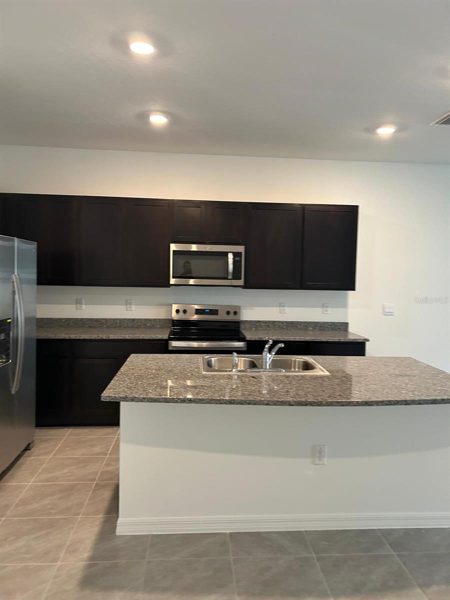 16620 GROTTO STEAM PL, WIMAUMA, FL, 33598