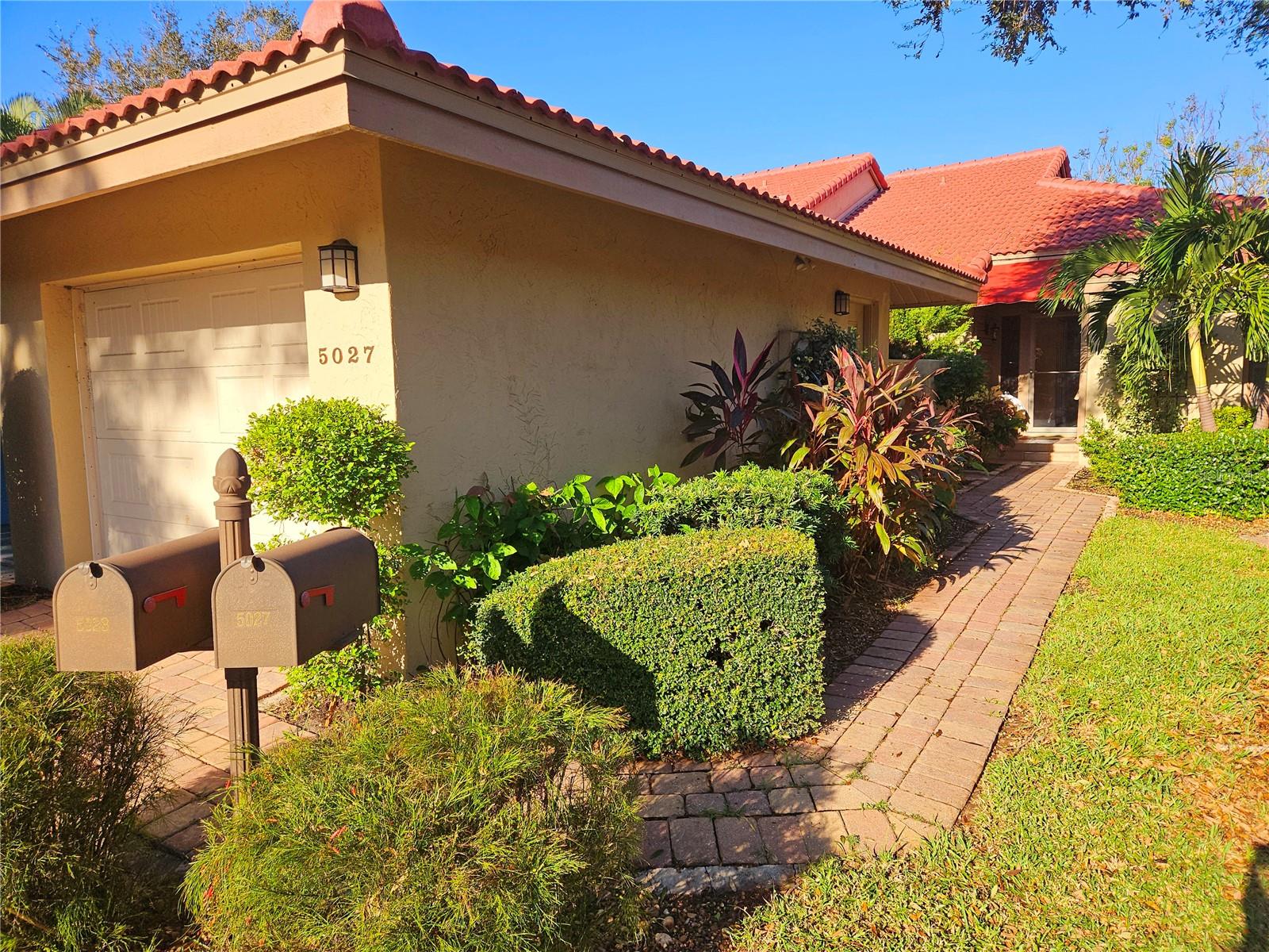 5027 KESTRAL PARK DR #64, SARASOTA, FL, 34231