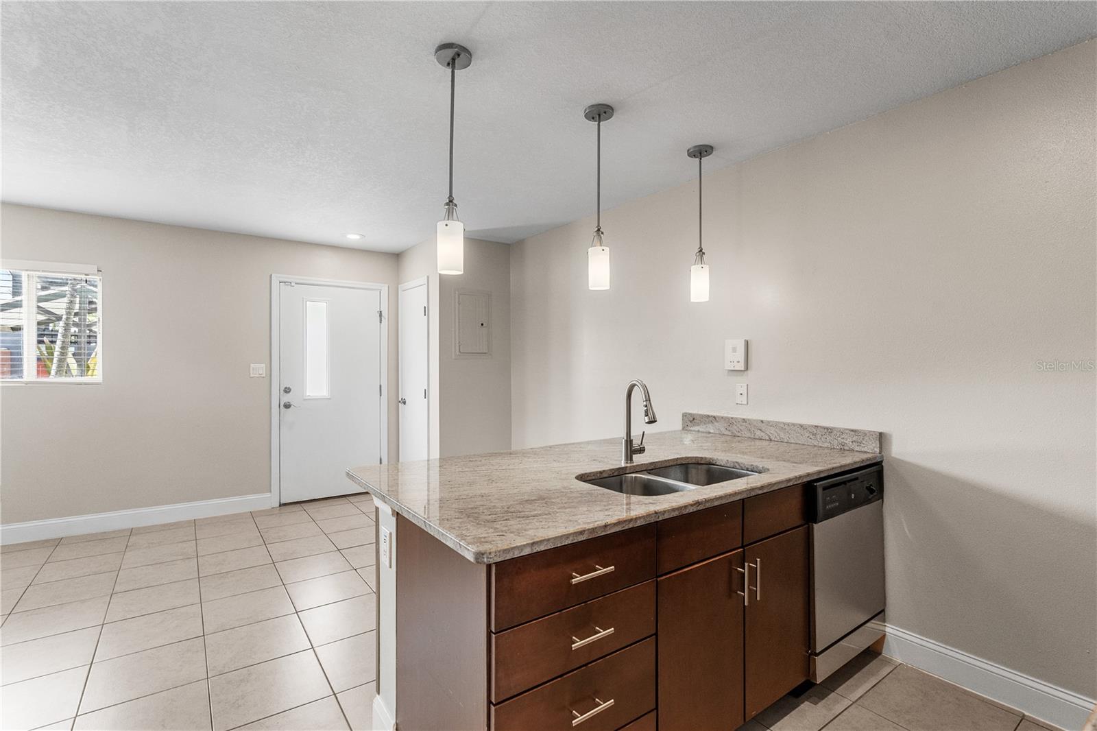 202 N FREMONT AVE #6, TAMPA, FL, 33606